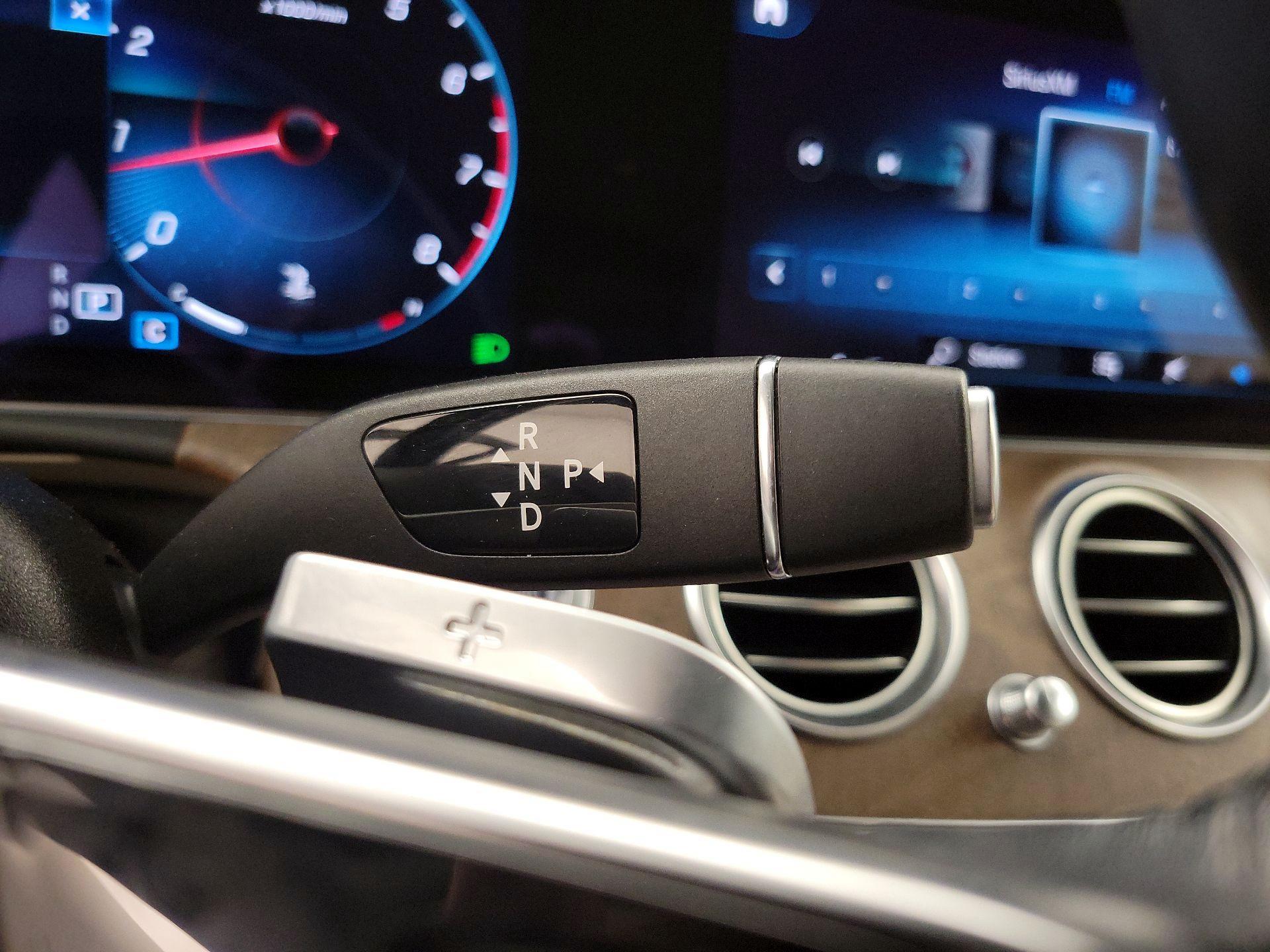 Thumbnail: 2022 Mercedes-Benz E-Class - 18