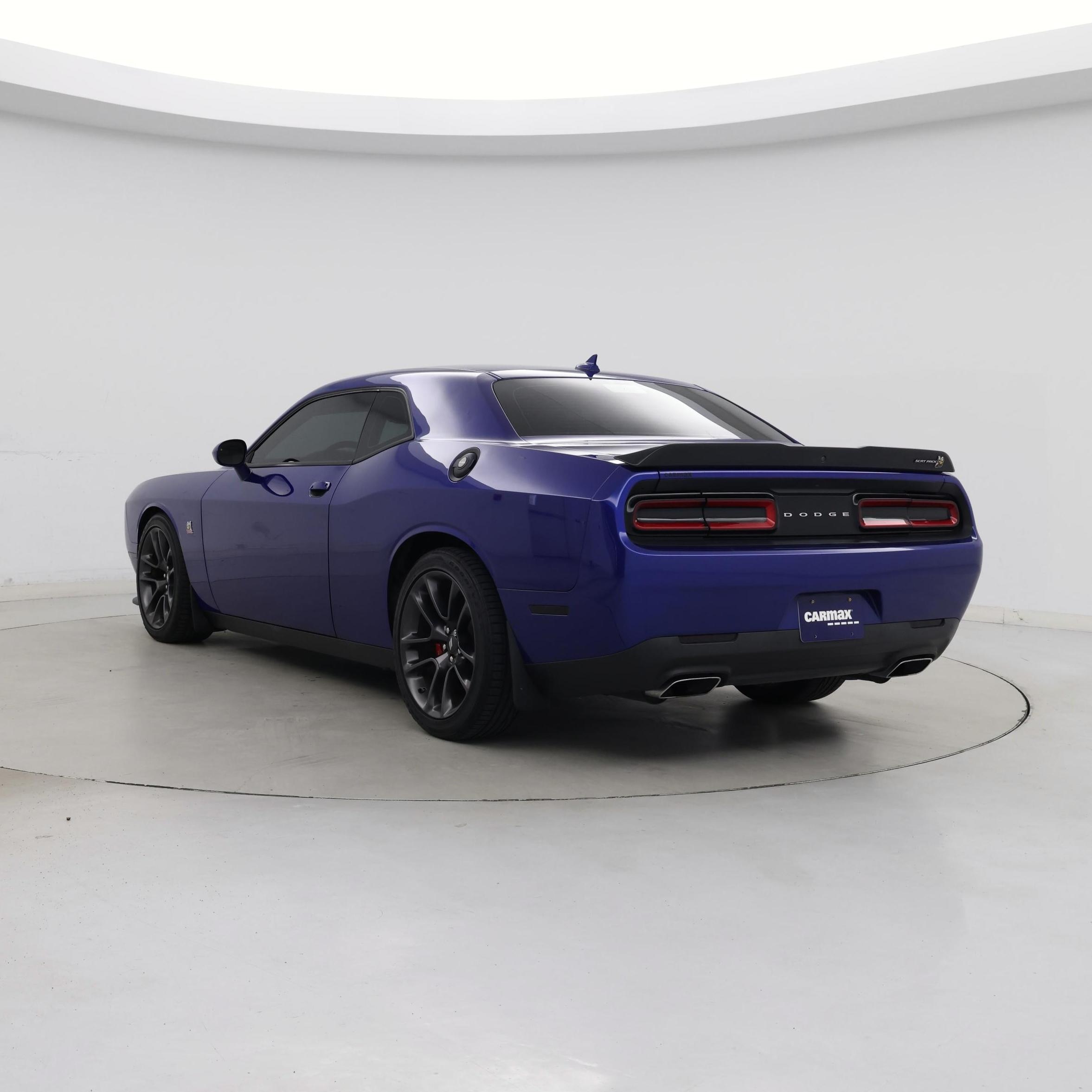 Thumbnail: 2022 Dodge Challenger - 2