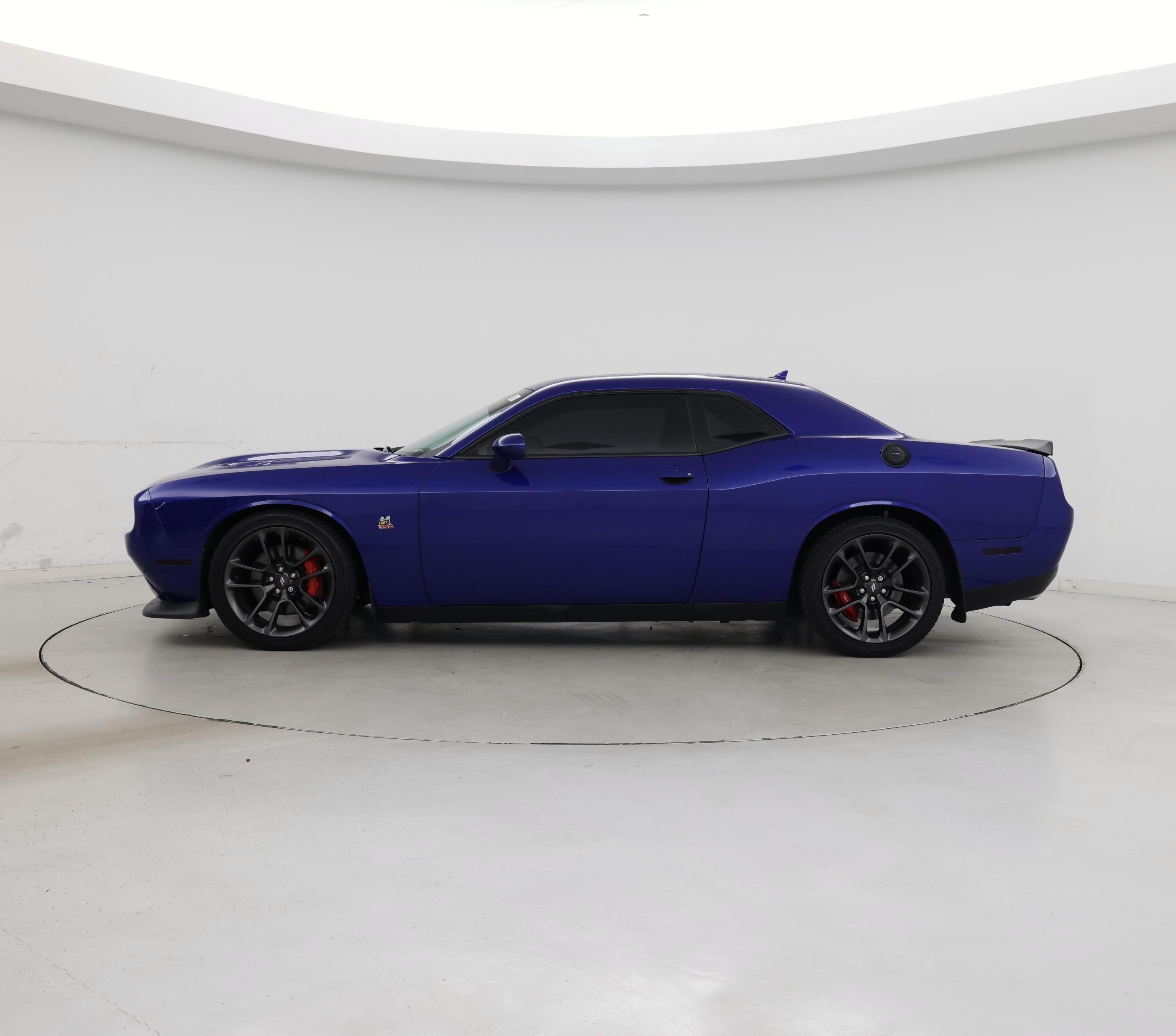 Thumbnail: 2022 Dodge Challenger - 3
