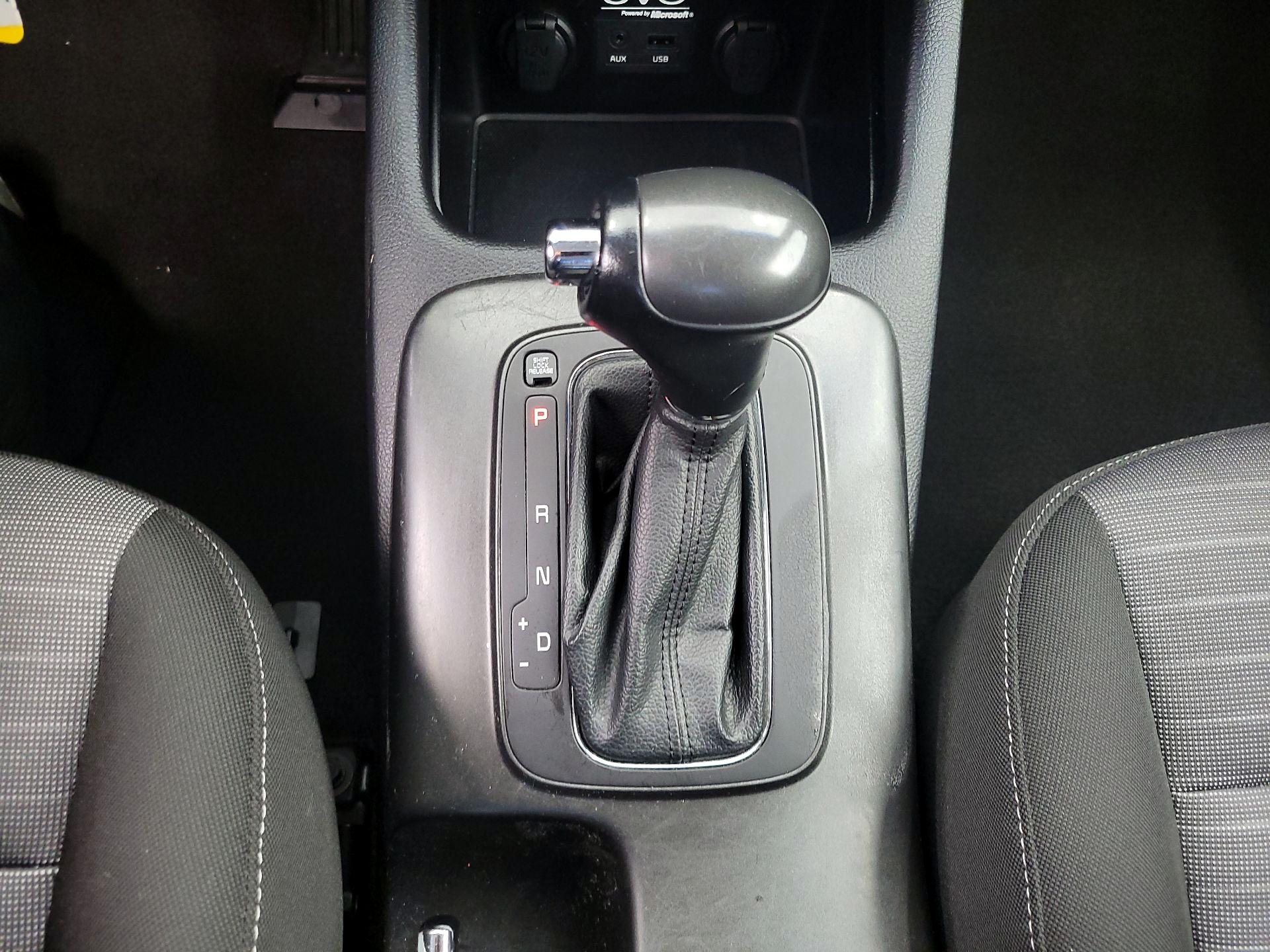 Thumbnail: 2014 Kia Forte - 17