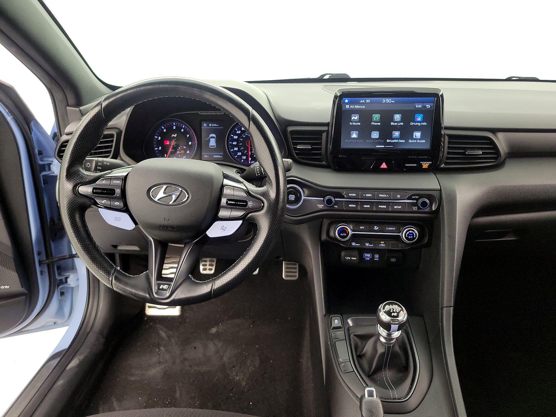 Thumbnail: 2019 Hyundai Veloster - 10