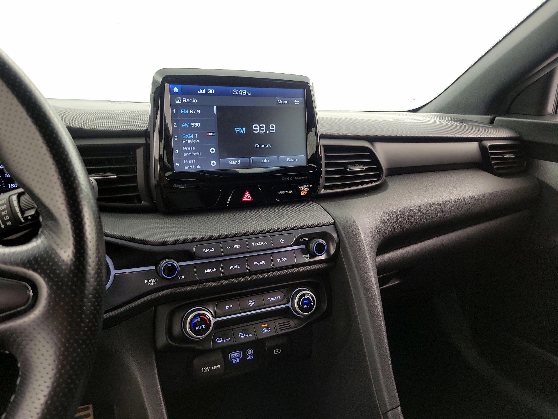 Thumbnail: 2019 Hyundai Veloster - 15