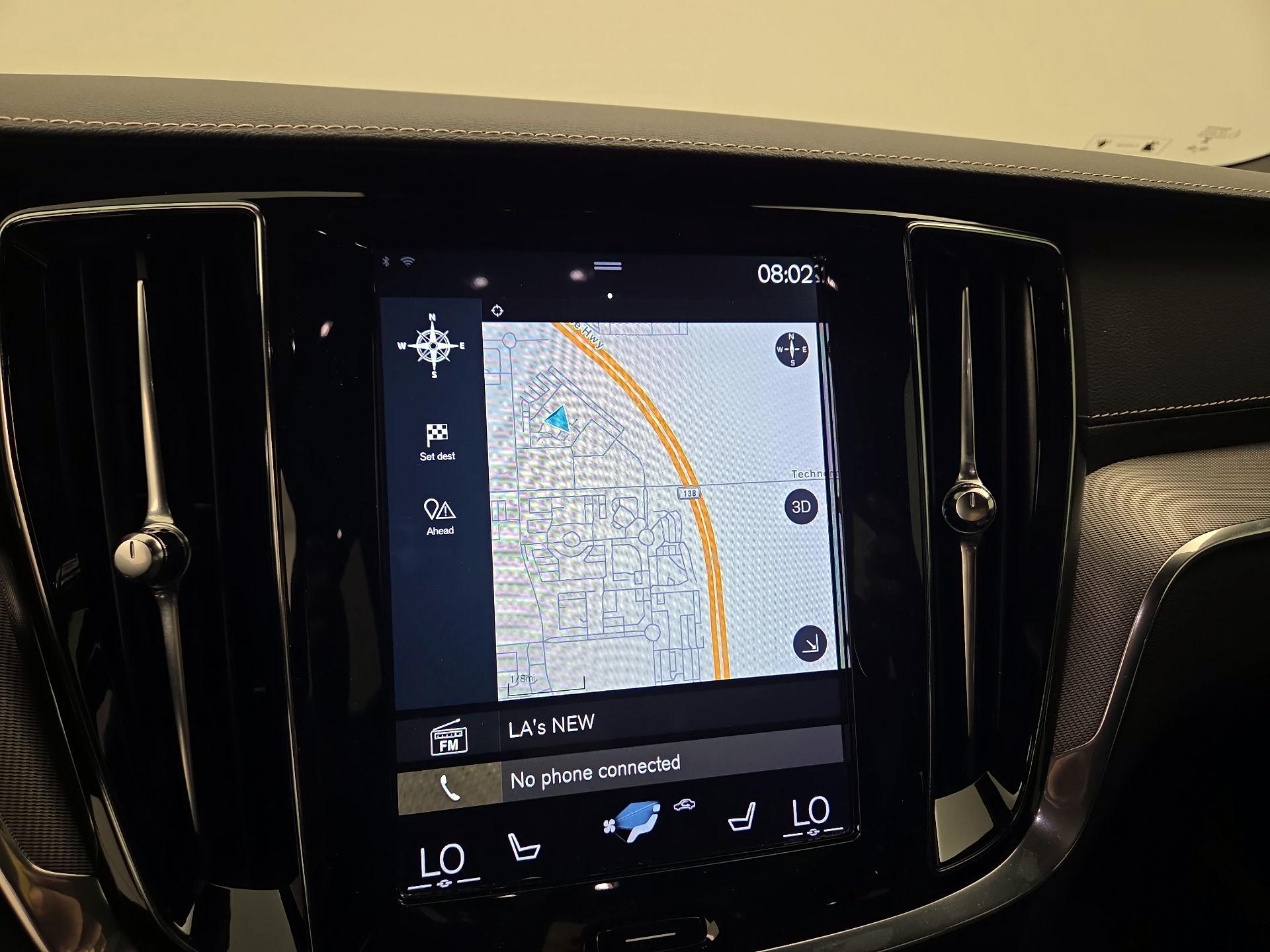 Thumbnail: 2020 Volvo V60 - 14