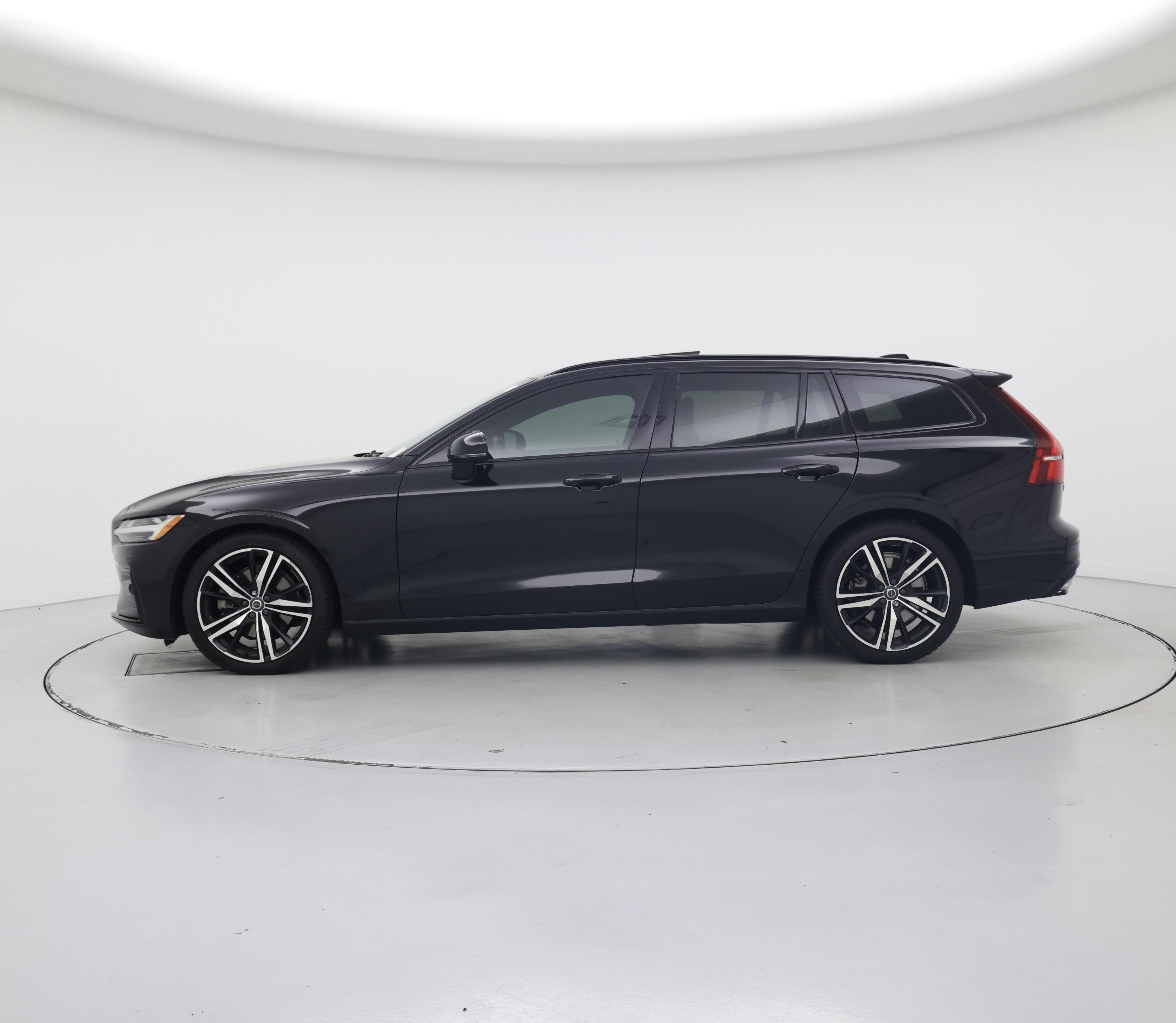 Thumbnail: 2020 Volvo V60 - 3