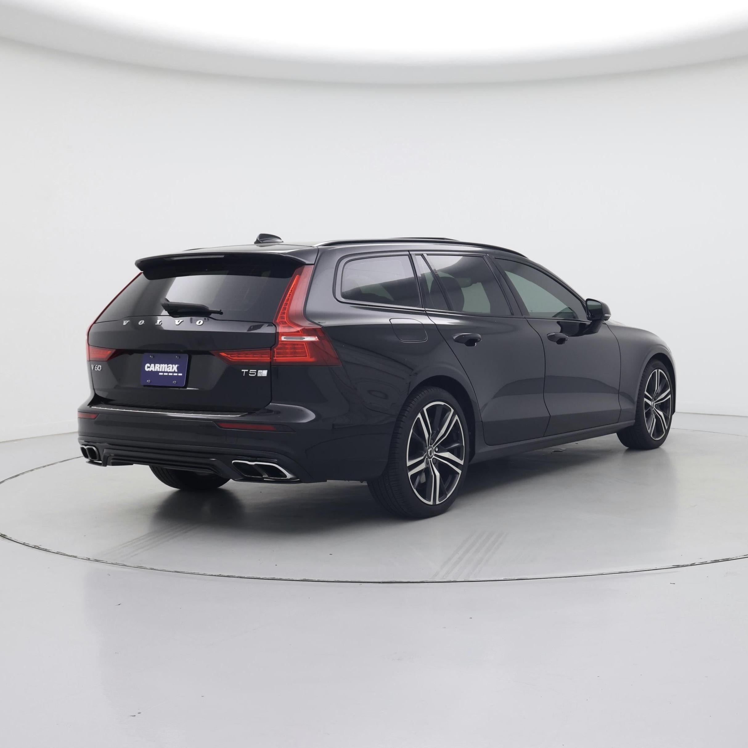 Thumbnail: 2020 Volvo V60 - 8