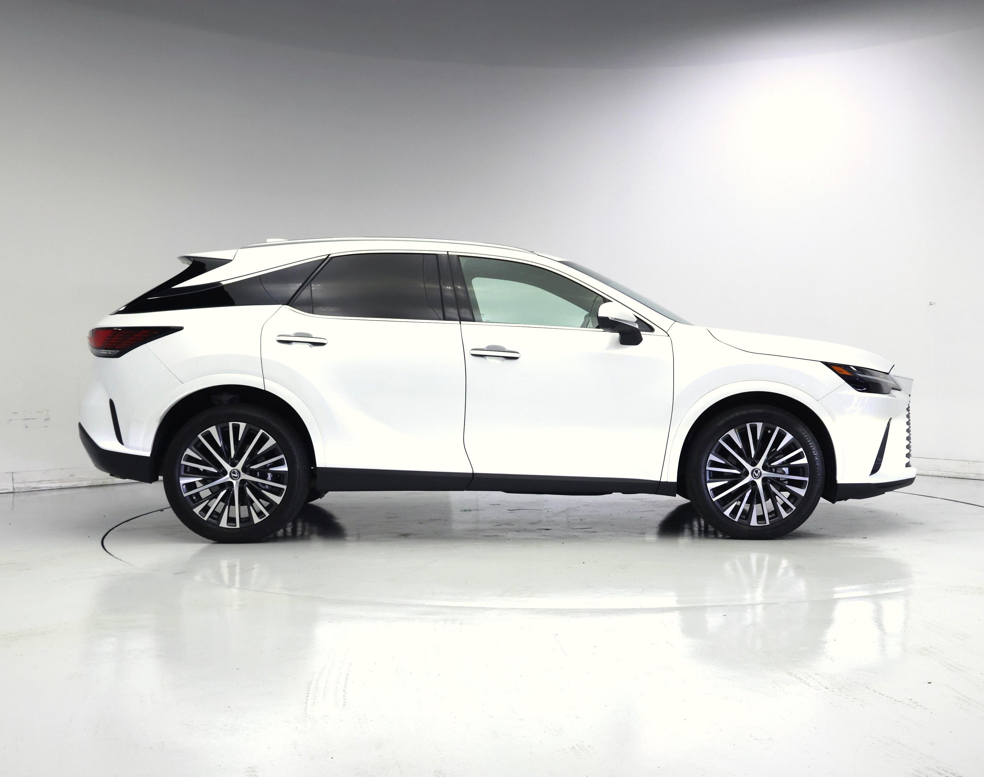 Thumbnail: 2023 Lexus RX - 7