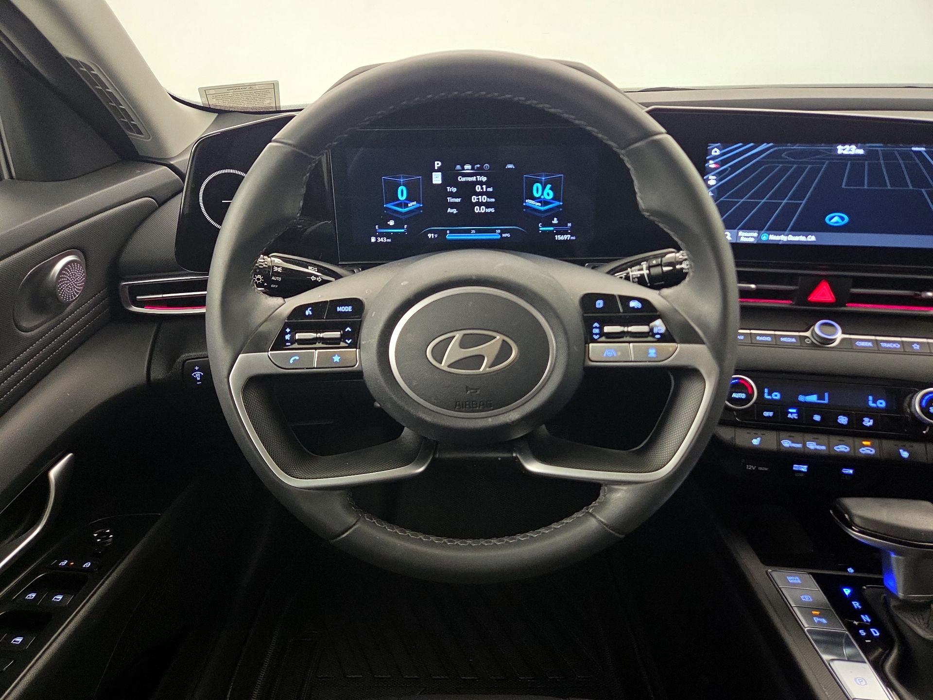 Thumbnail: 2024 Hyundai Elantra - 10