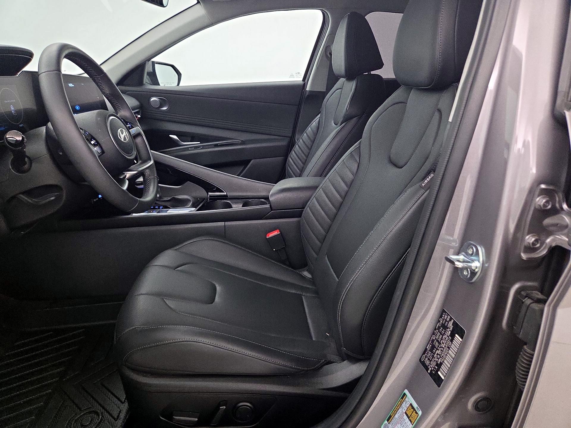 Thumbnail: 2024 Hyundai Elantra - 11