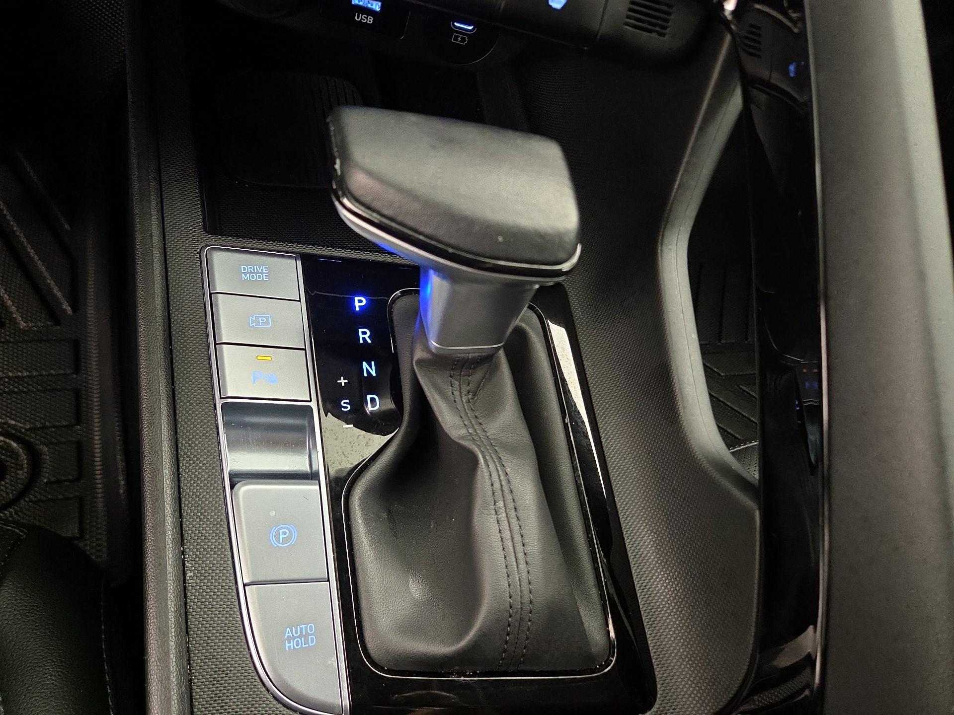Thumbnail: 2024 Hyundai Elantra - 18