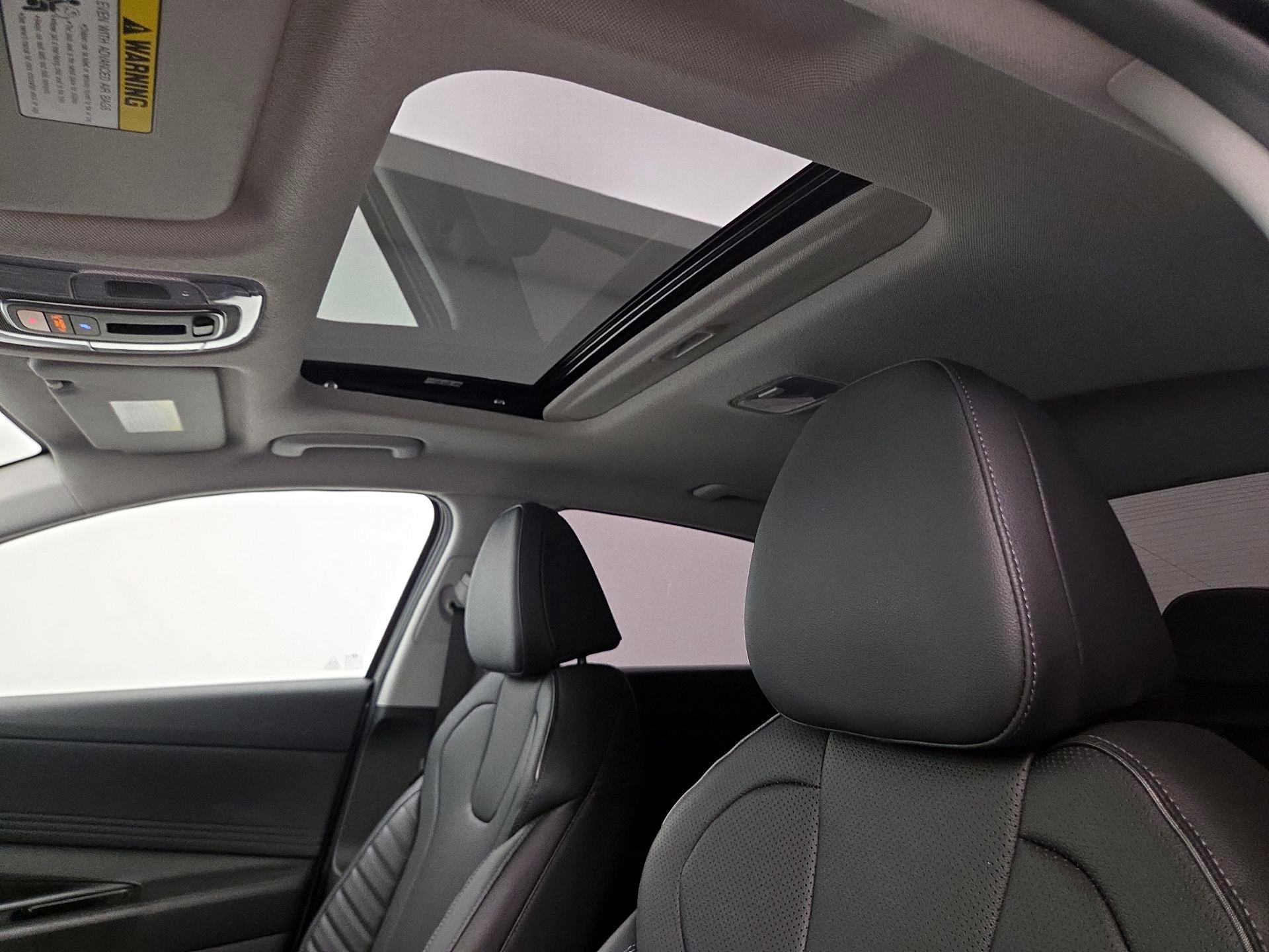 Thumbnail: 2024 Hyundai Elantra - 20