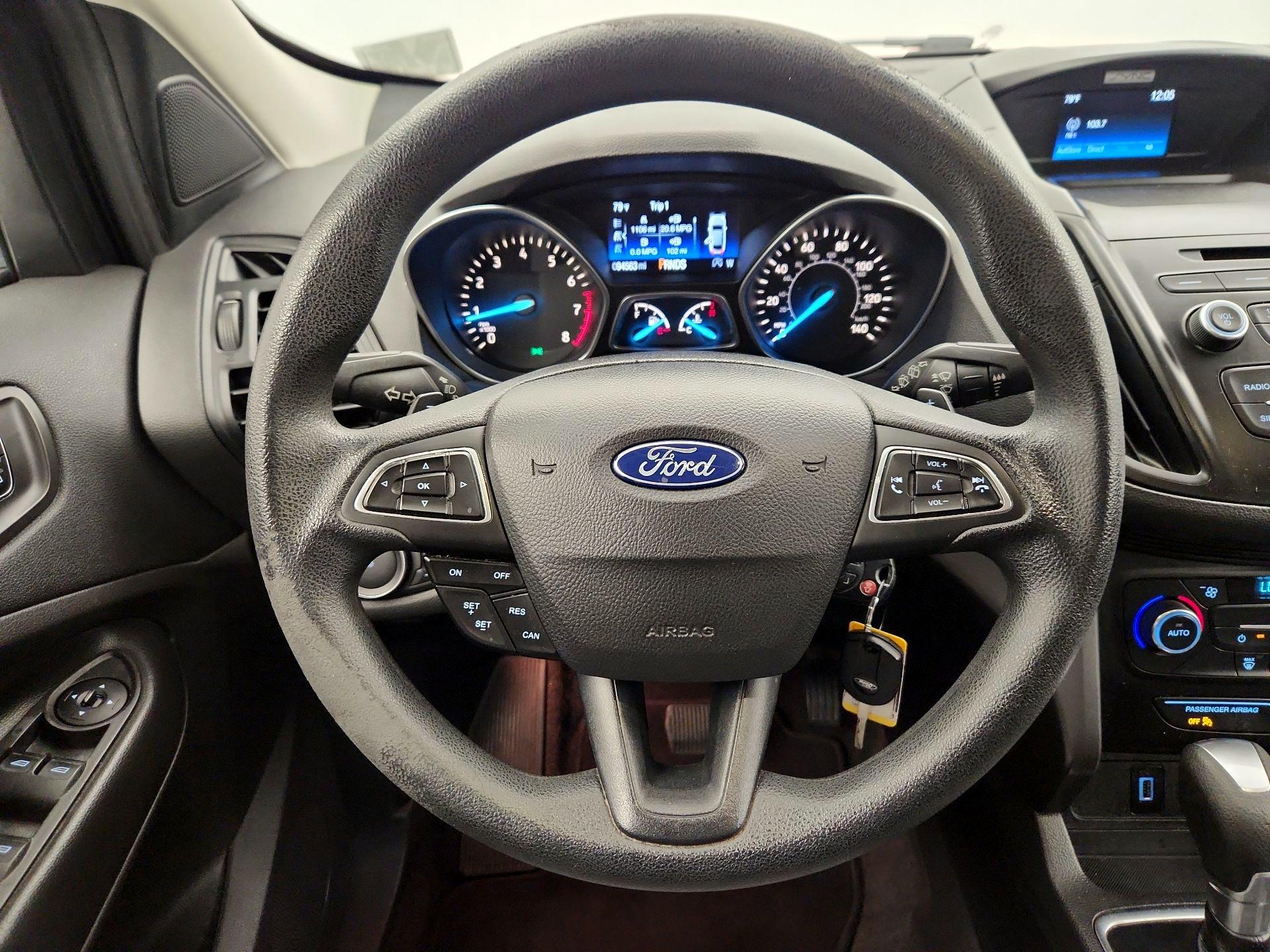 Thumbnail: 2017 Ford Escape - 10