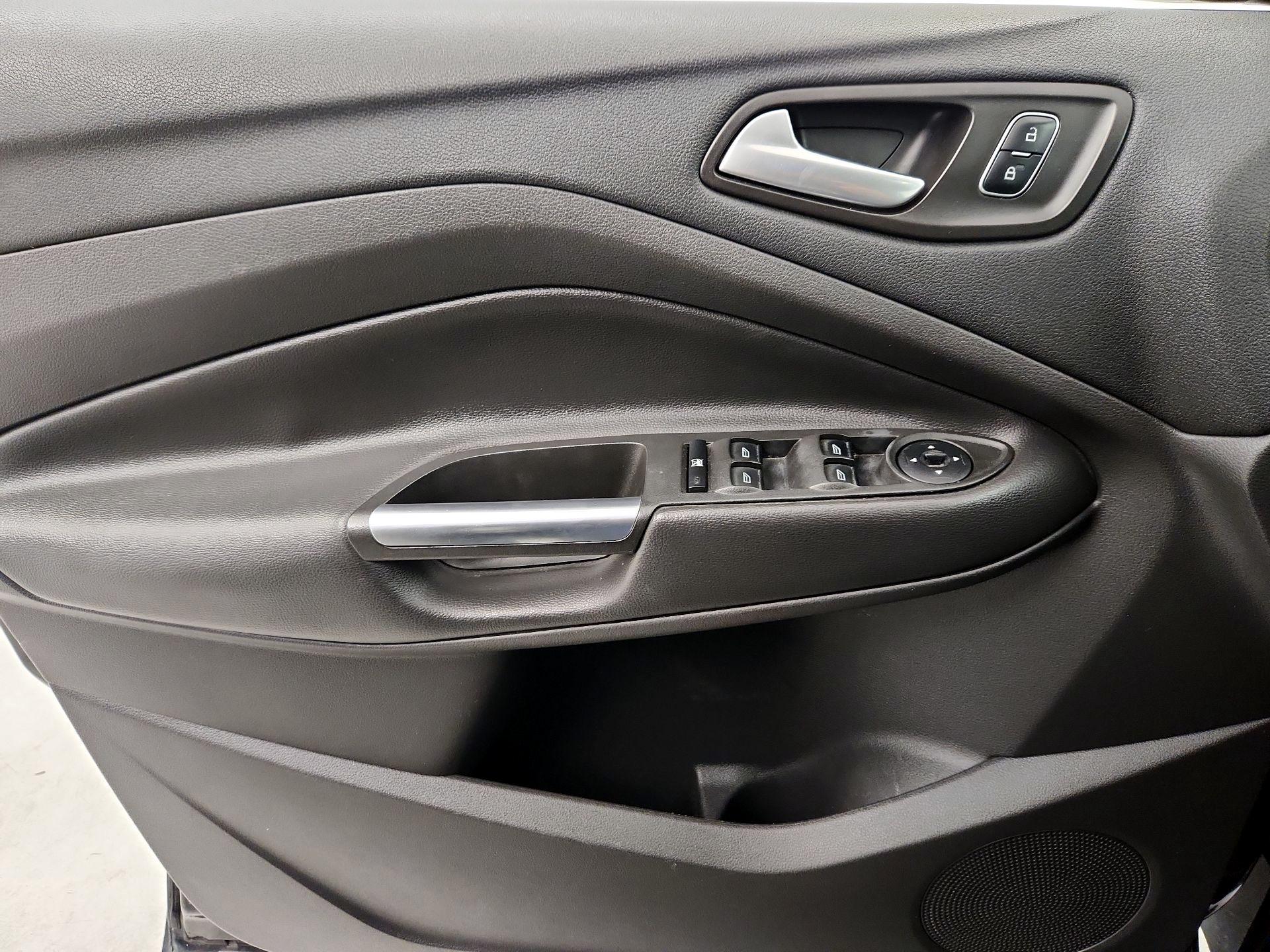 Thumbnail: 2017 Ford Escape - 12