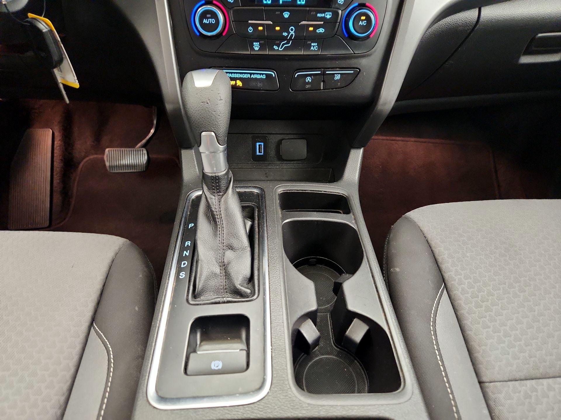 Thumbnail: 2017 Ford Escape - 17