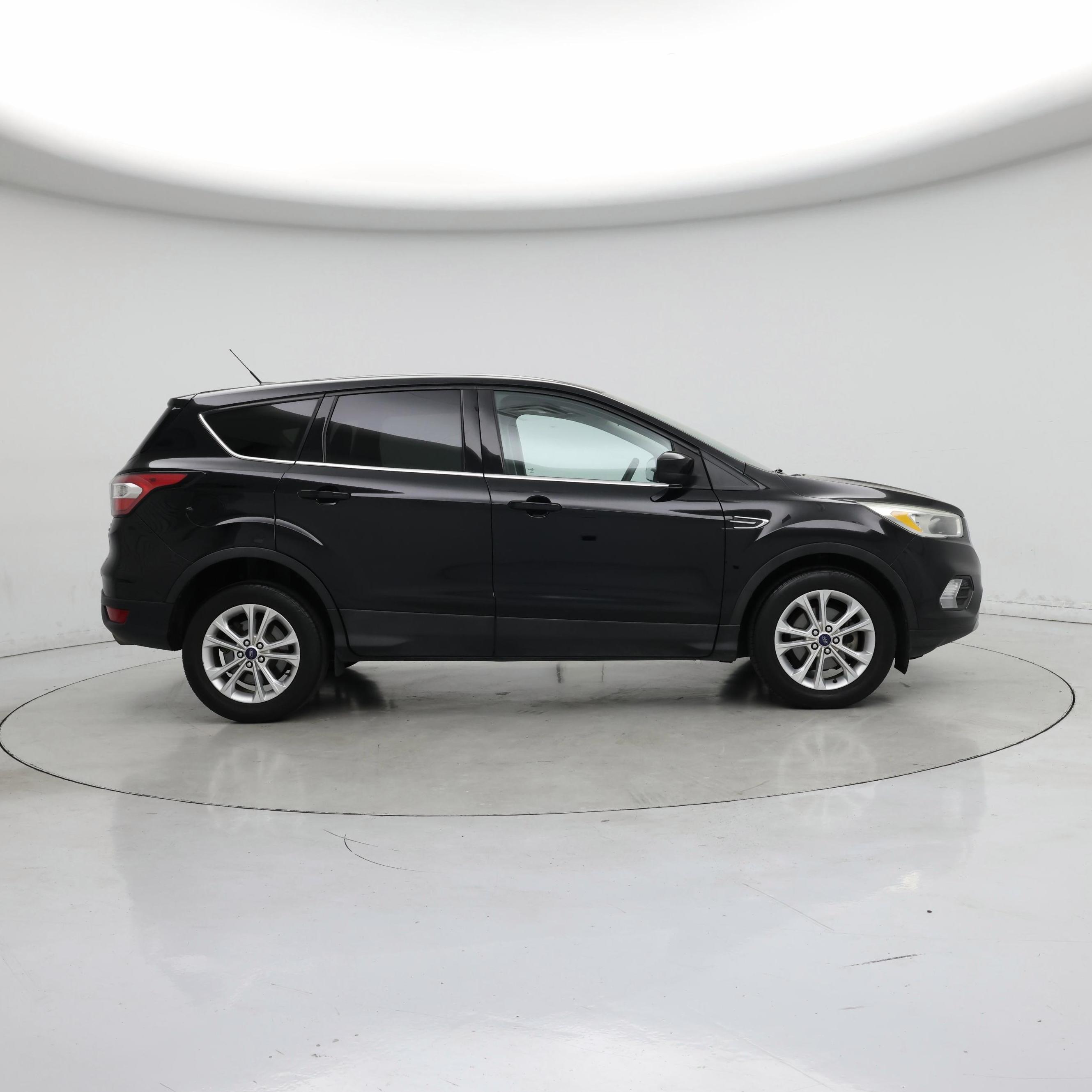 Thumbnail: 2017 Ford Escape - 7