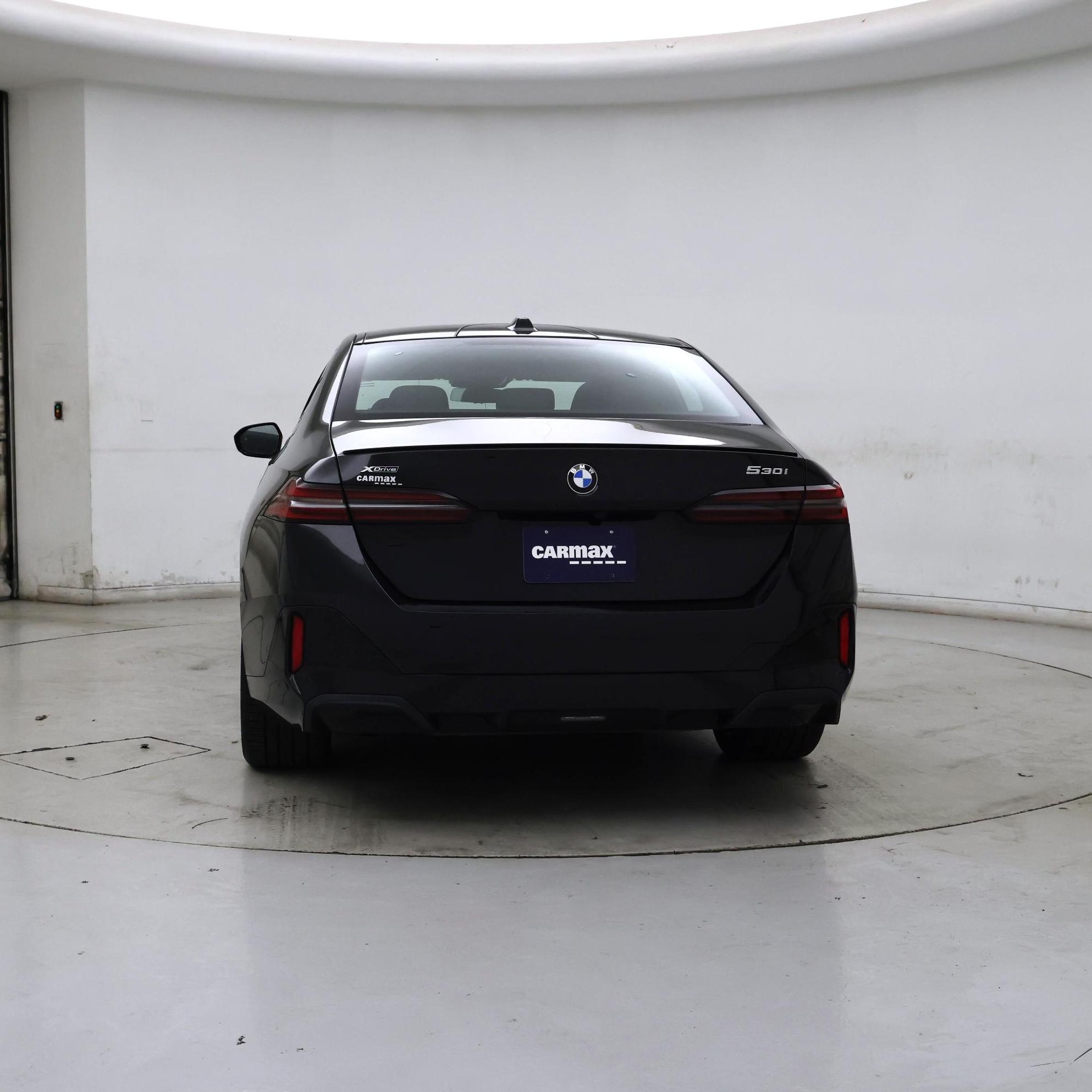 Thumbnail: 2024 BMW 5 Series - 6