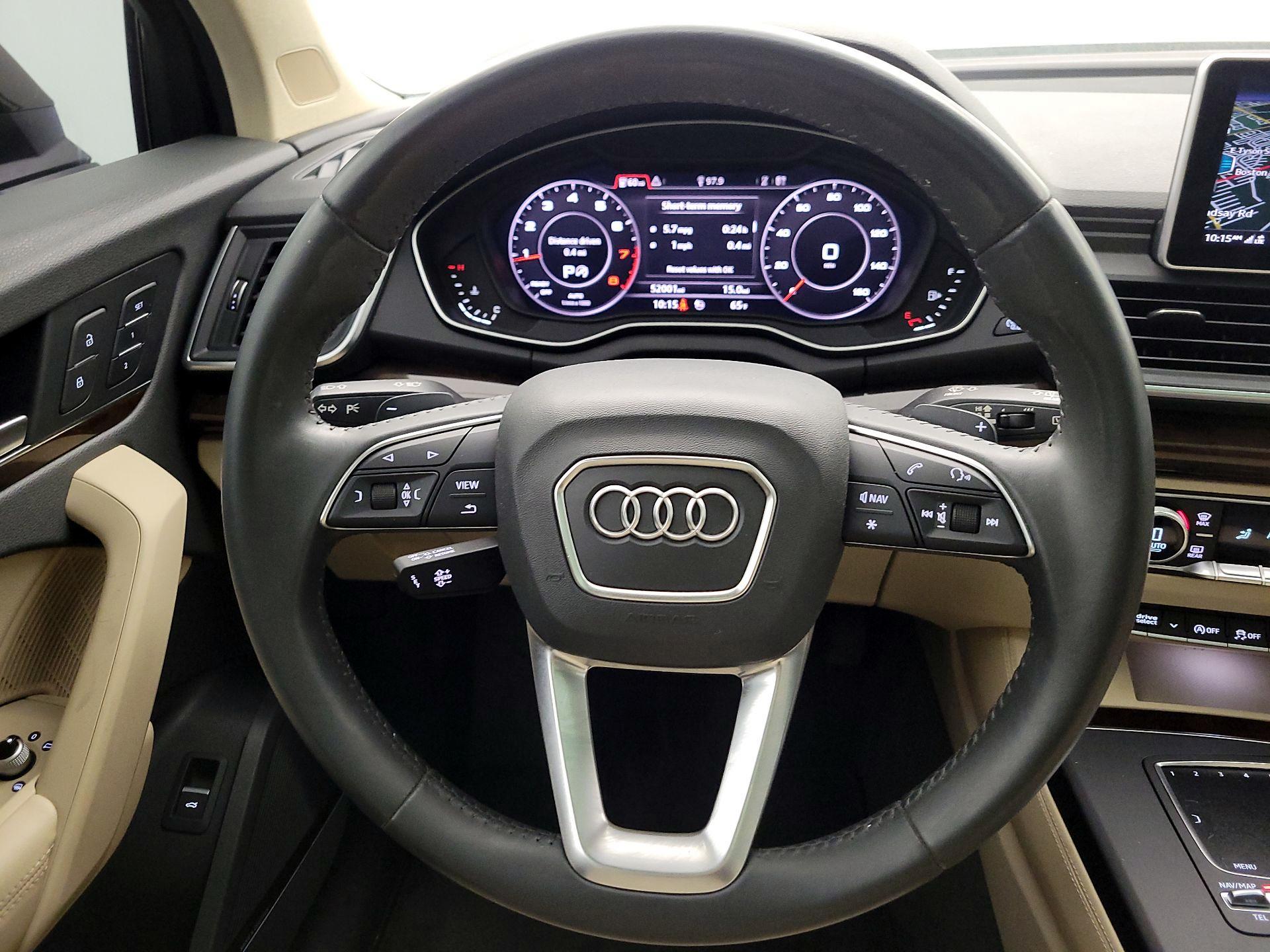 Thumbnail: 2019 Audi Q5 - 10