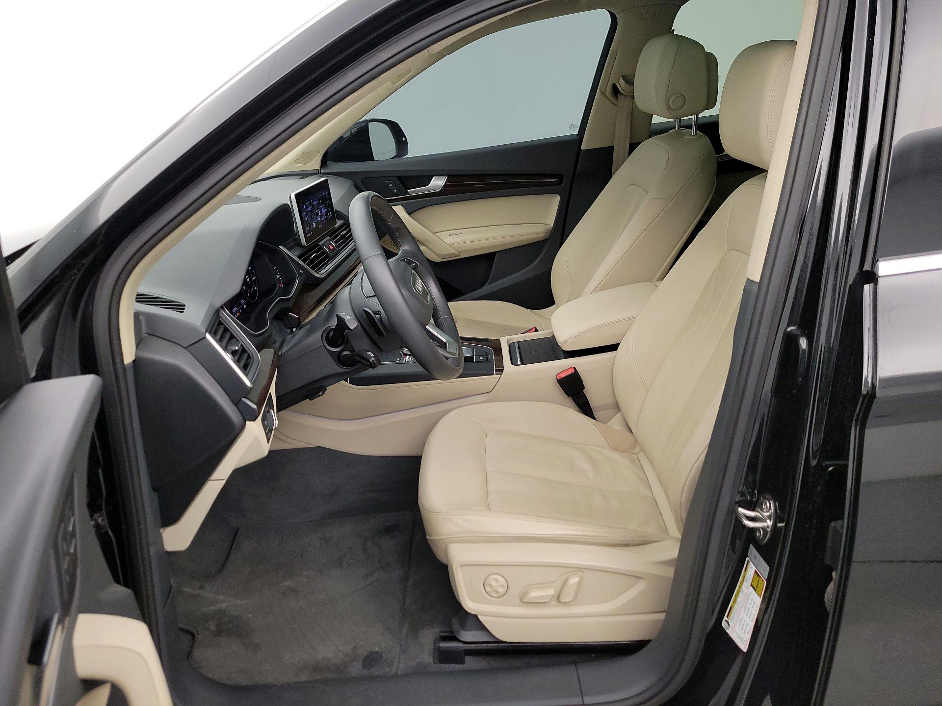 Thumbnail: 2019 Audi Q5 - 11