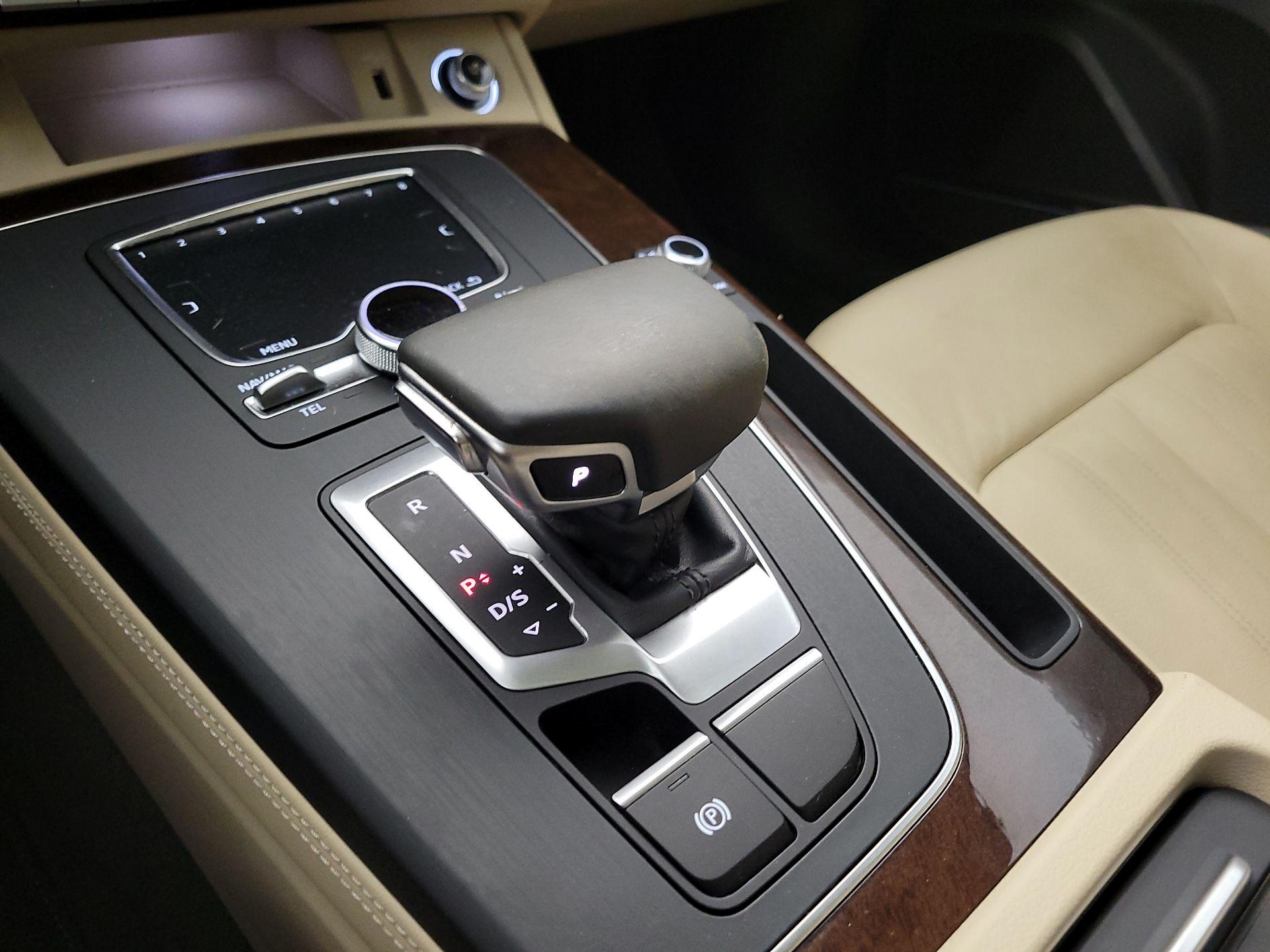 Thumbnail: 2019 Audi Q5 - 17