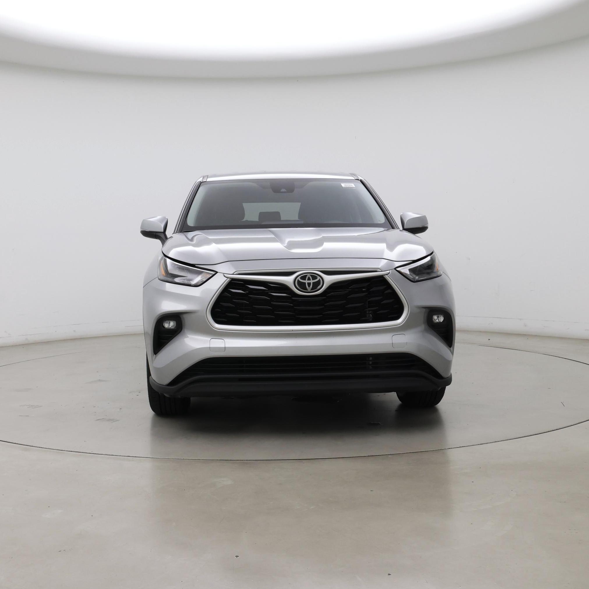 Thumbnail: 2022 Toyota Highlander - 5