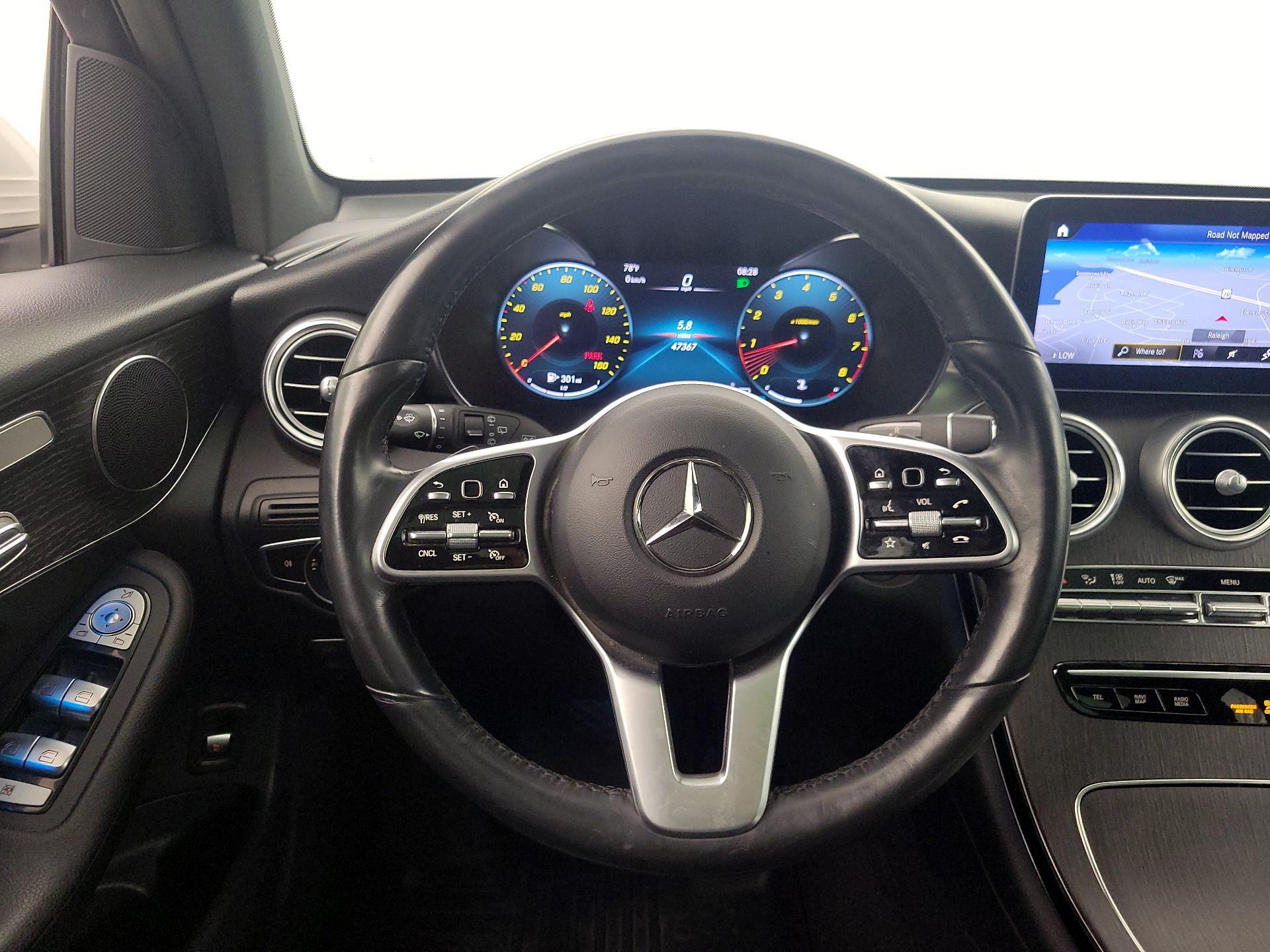 Thumbnail: 2022 Mercedes-Benz GLC - 10