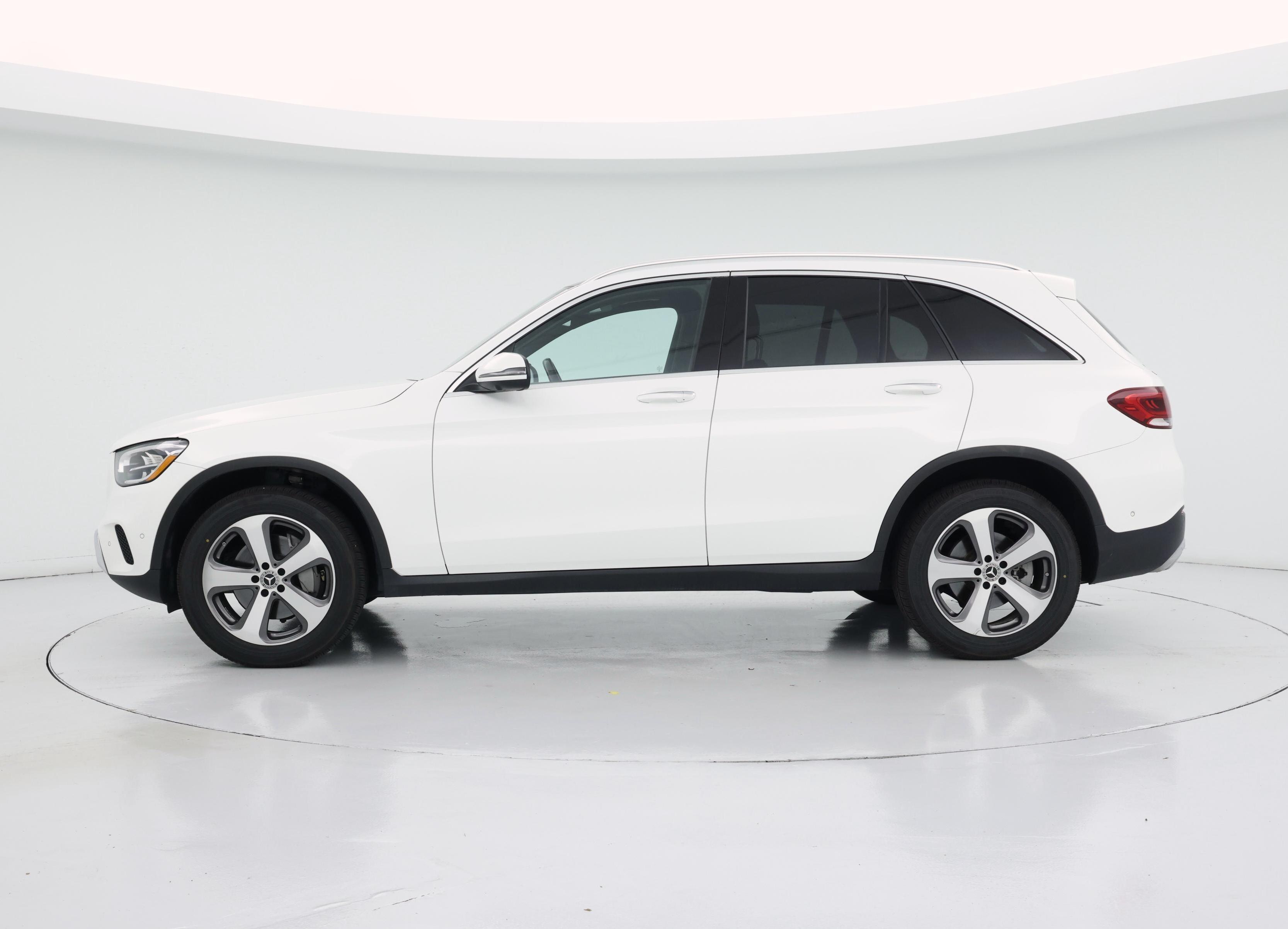 Thumbnail: 2022 Mercedes-Benz GLC - 3
