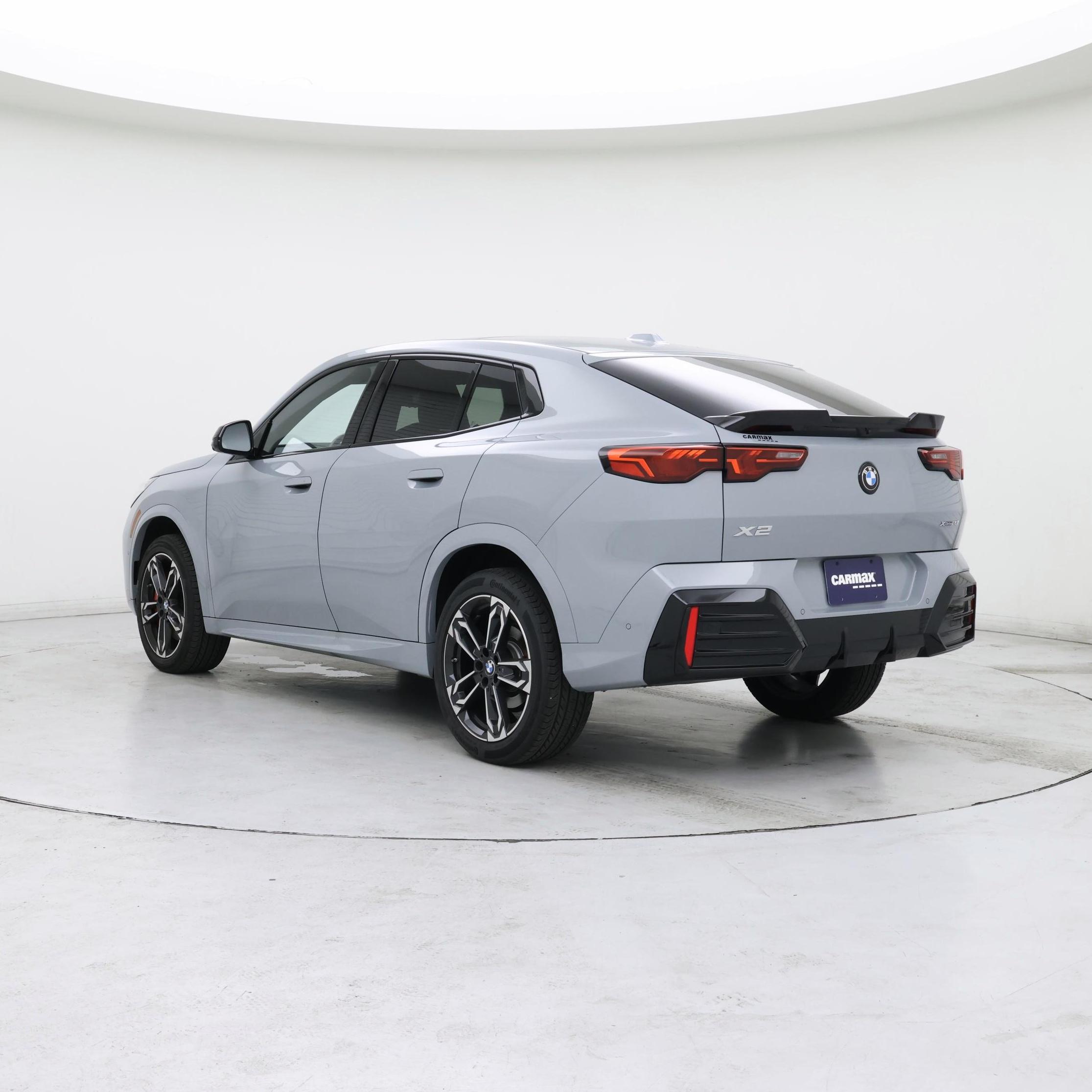 Thumbnail: 2025 BMW X2 - 2