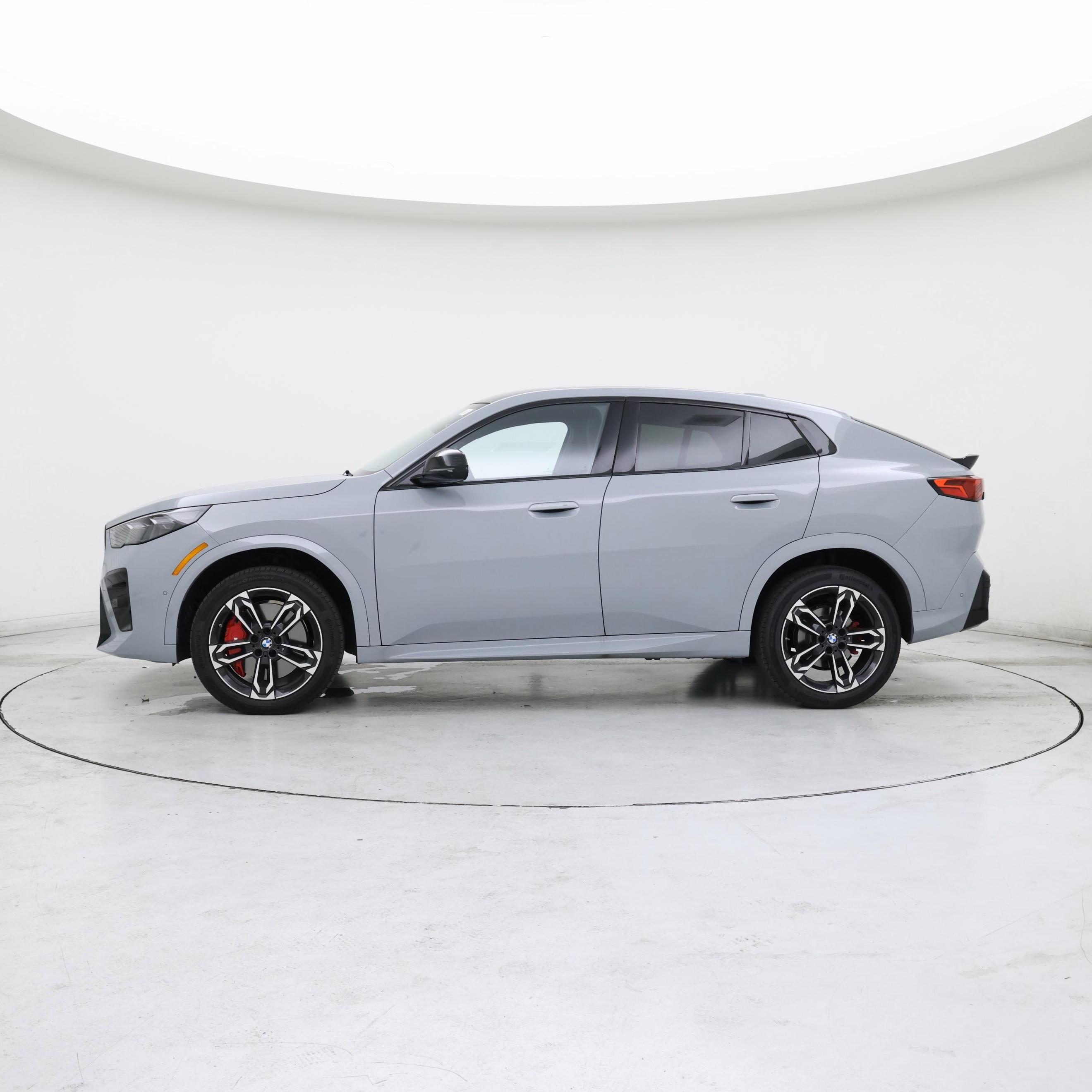 Thumbnail: 2025 BMW X2 - 3