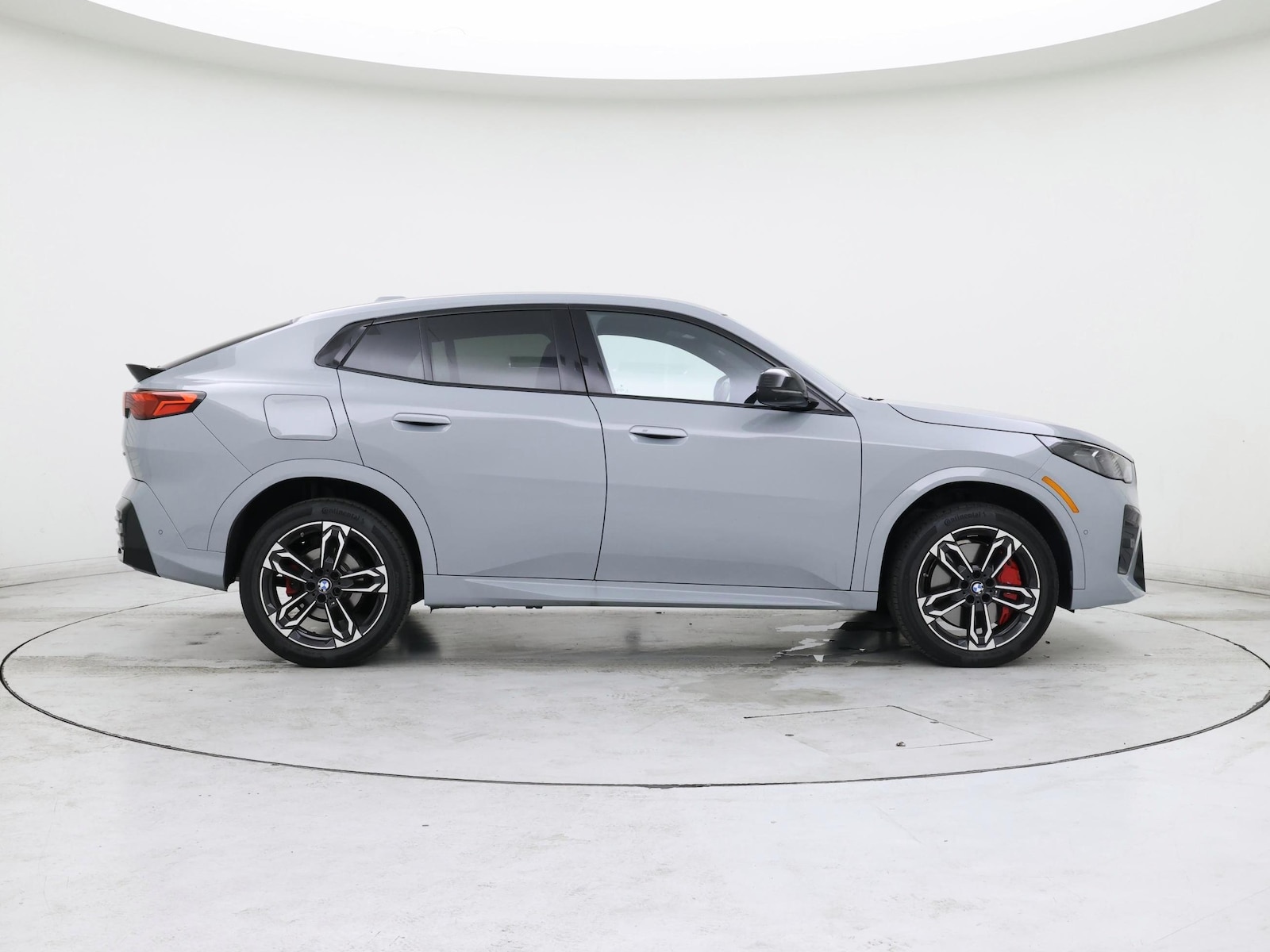 2025 BMW X2 28i - Photo 8