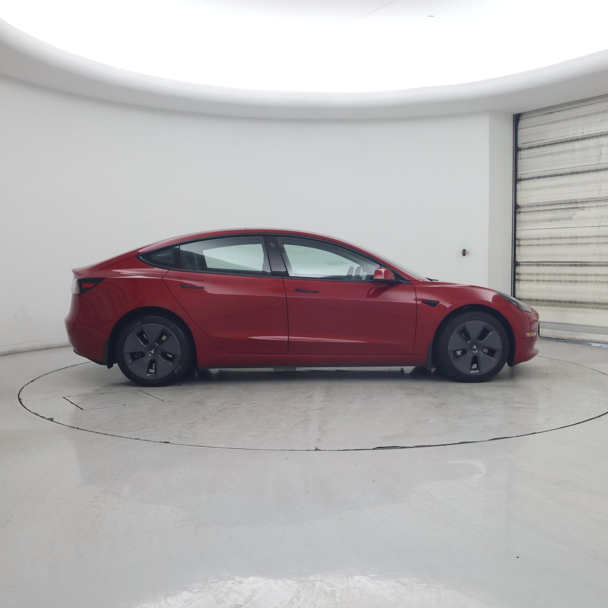 Thumbnail: 2023 Tesla Model 3 - 7
