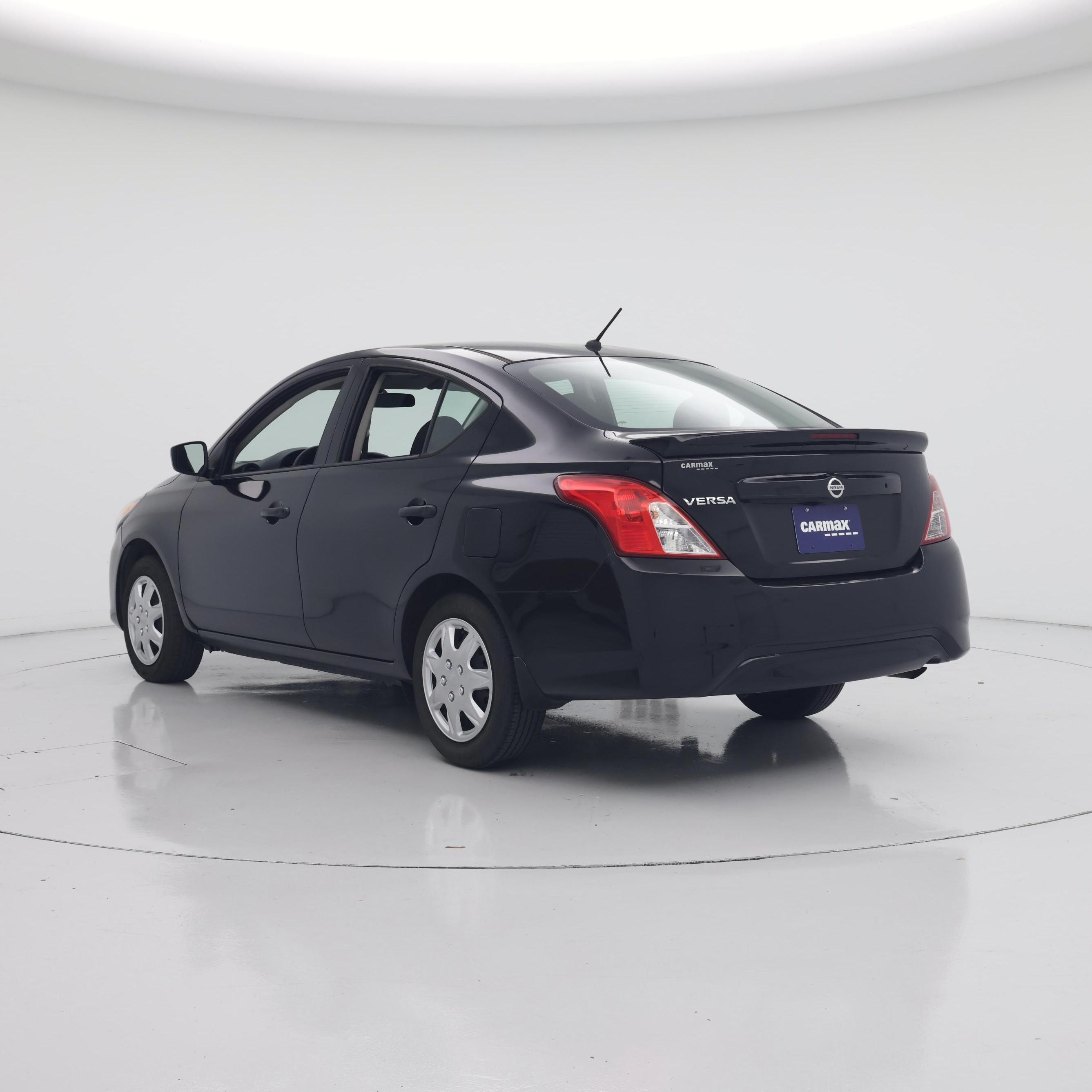 Thumbnail: 2017 Nissan Versa - 2