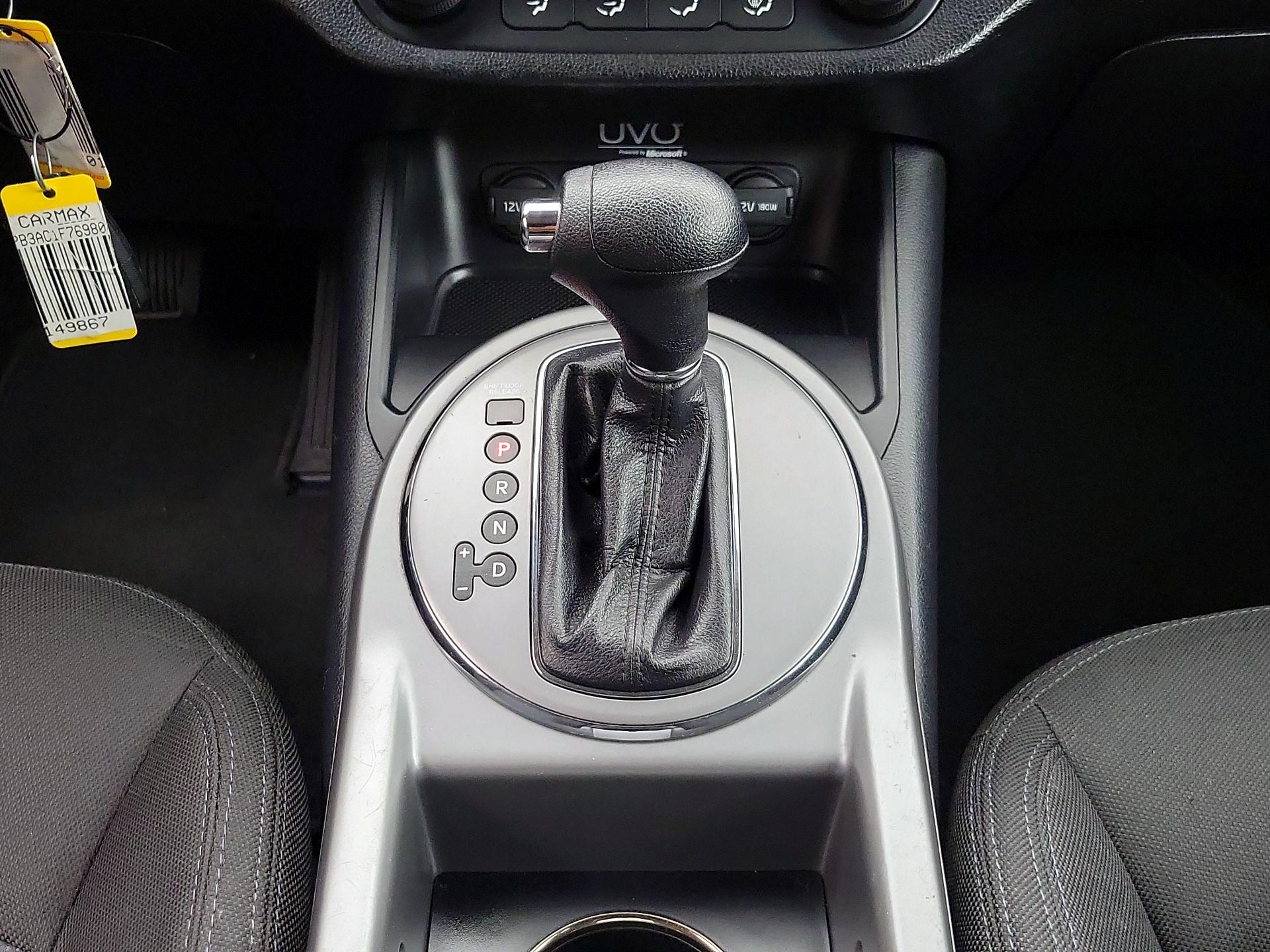 Thumbnail: 2015 Kia Sportage - 17