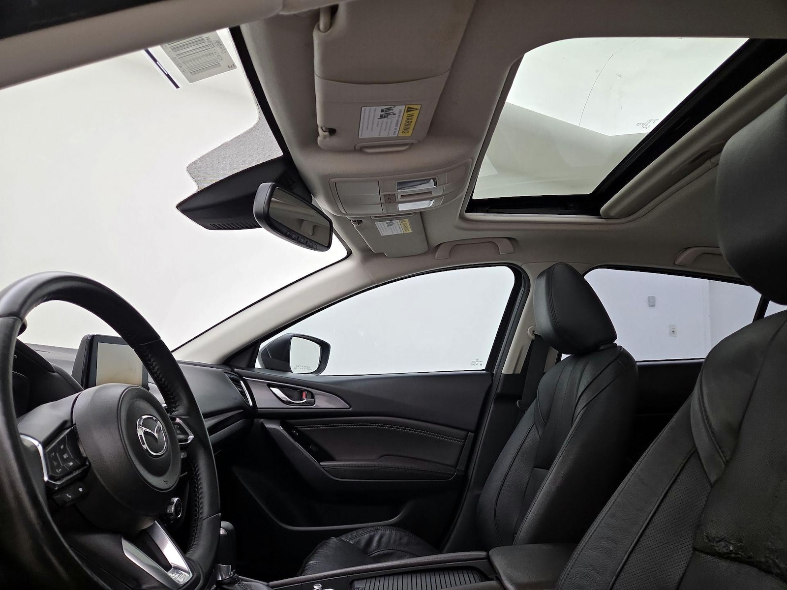 Sunroof(s) & Overhead Airbags