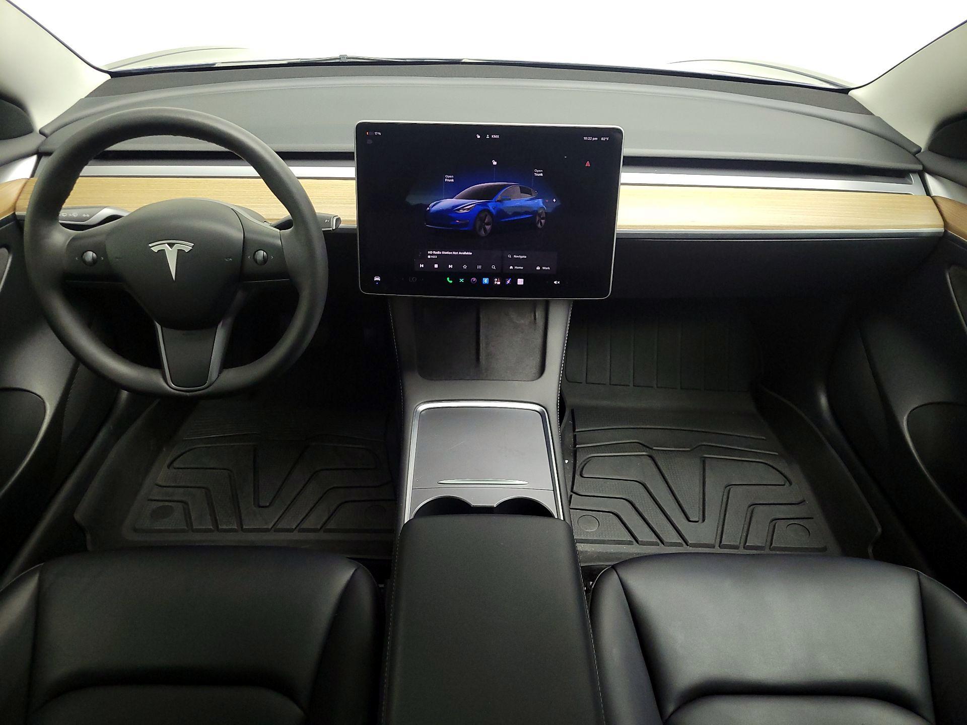 Thumbnail: 2023 Tesla Model 3 - 9