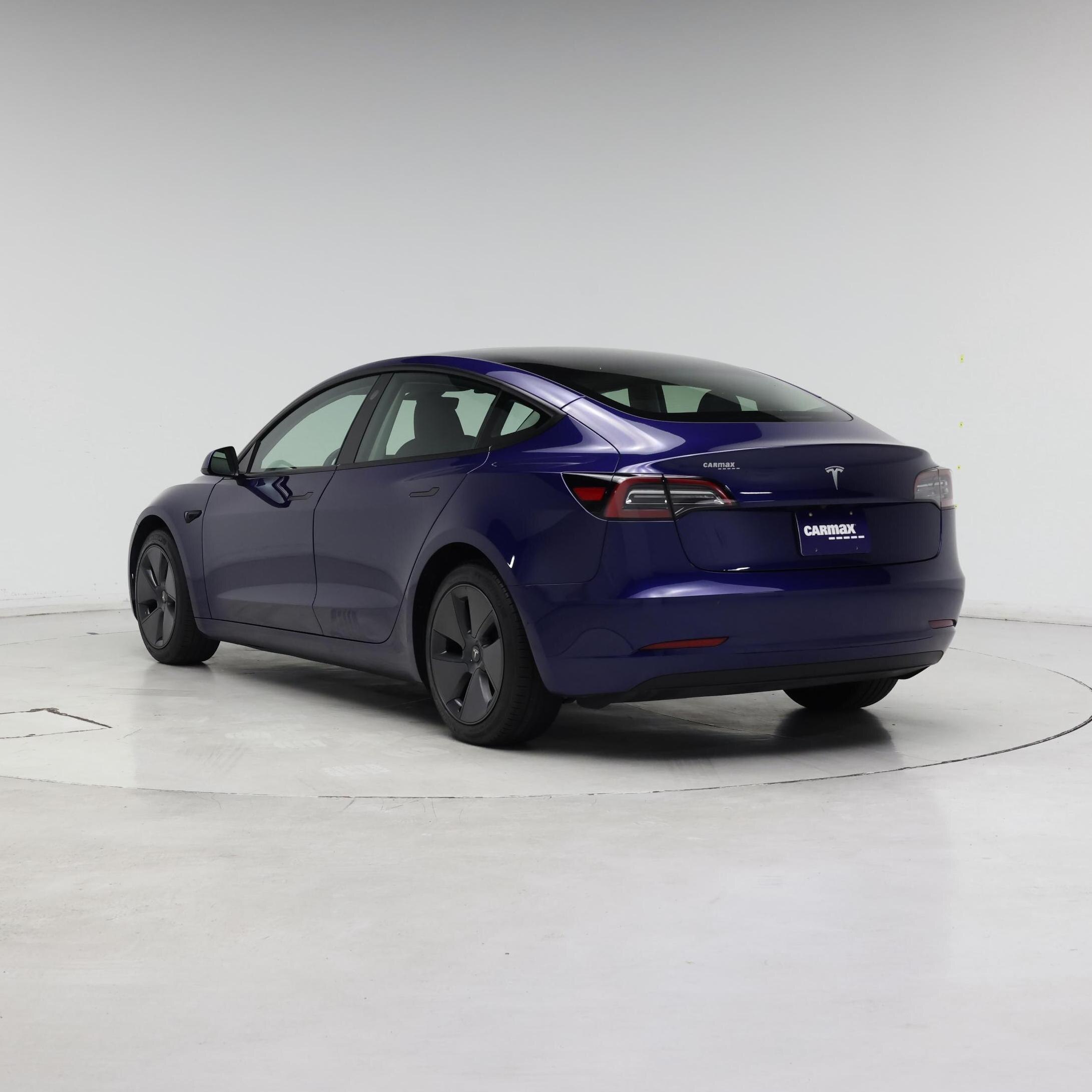 Thumbnail: 2023 Tesla Model 3 - 2