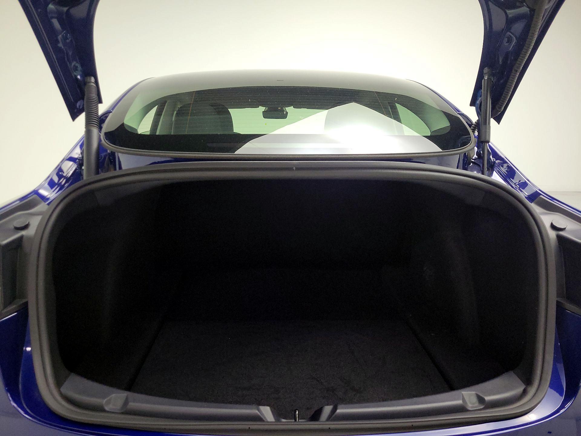 Thumbnail: 2023 Tesla Model 3 - 20