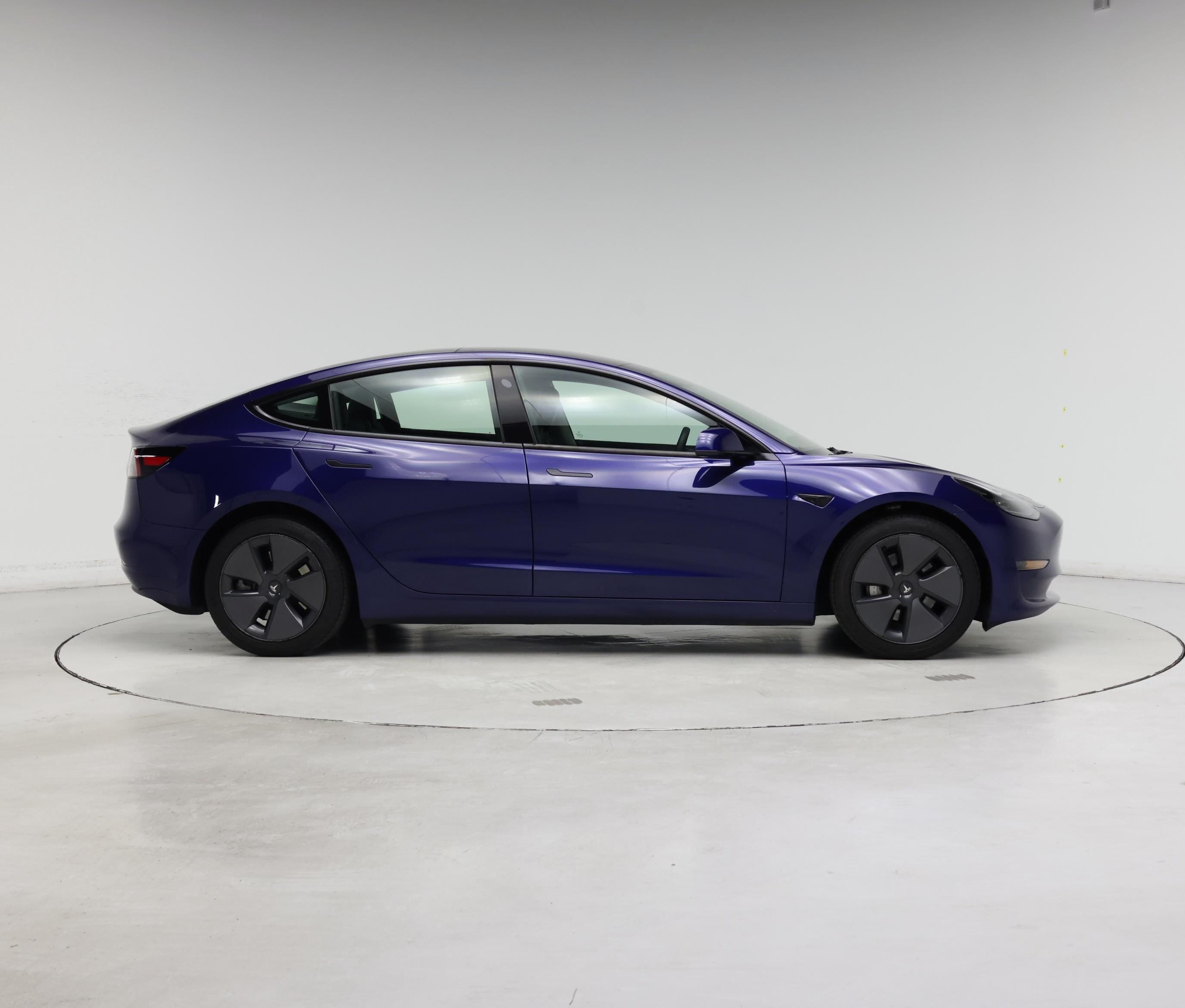 Thumbnail: 2023 Tesla Model 3 - 7