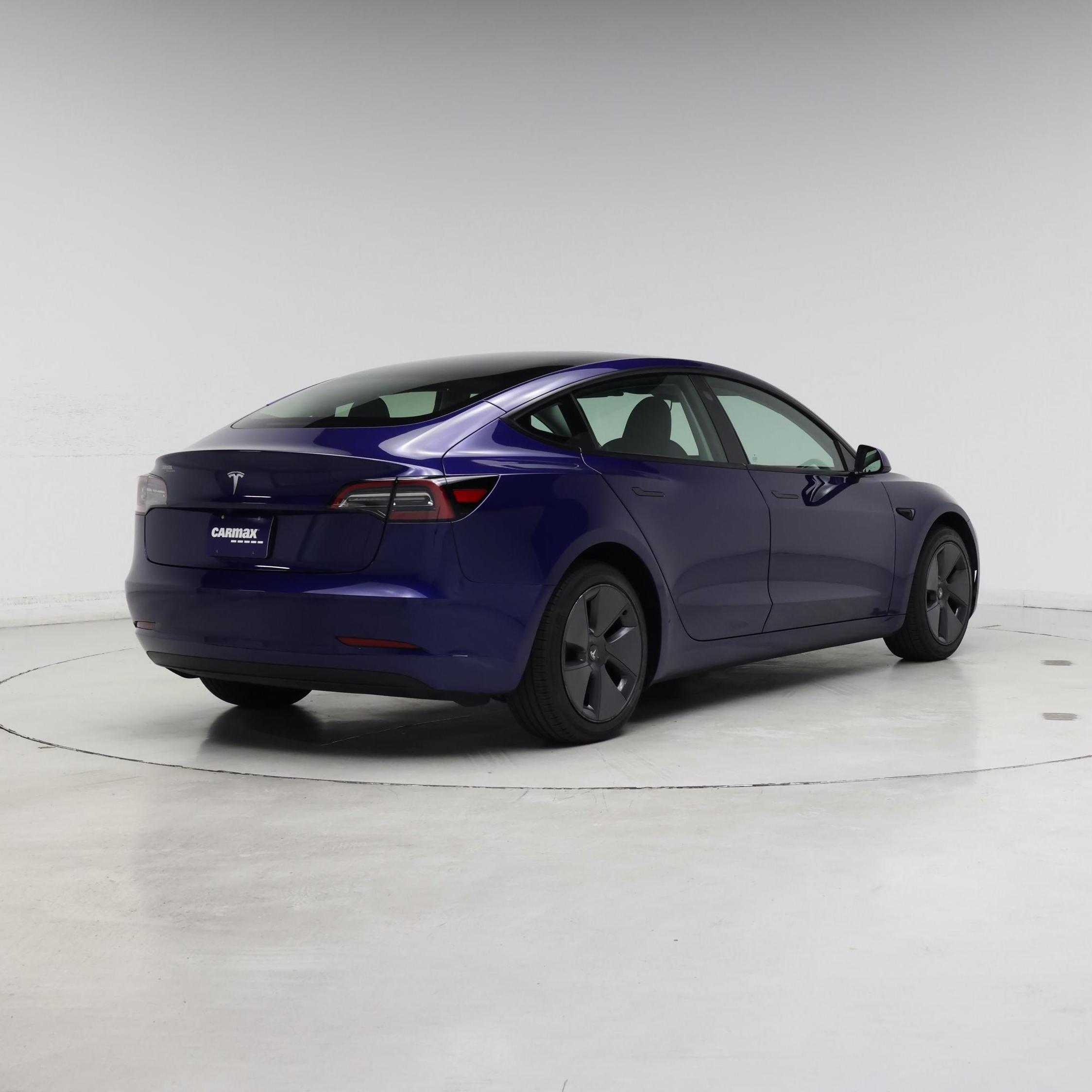 Thumbnail: 2023 Tesla Model 3 - 8