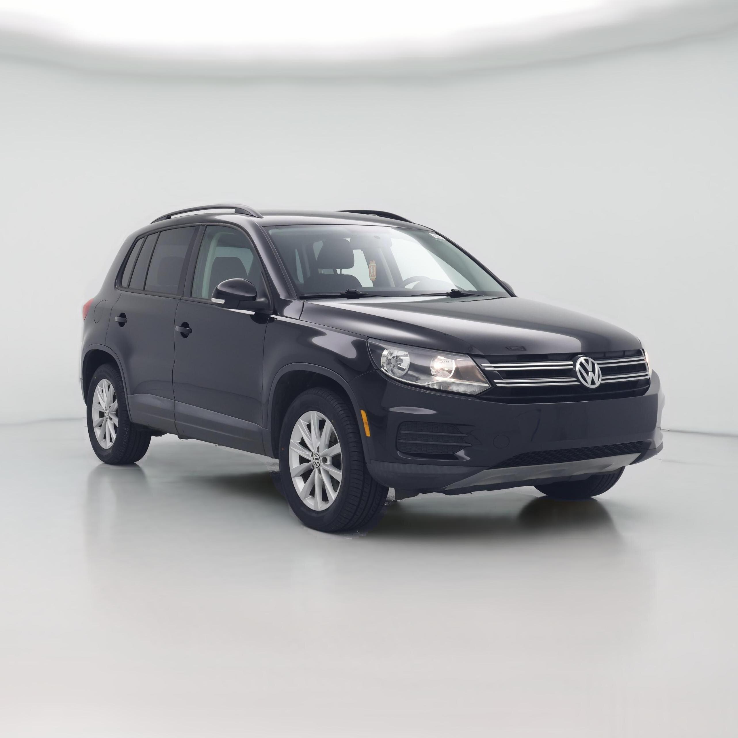 Thumbnail: 2017 Volkswagen Tiguan - 1