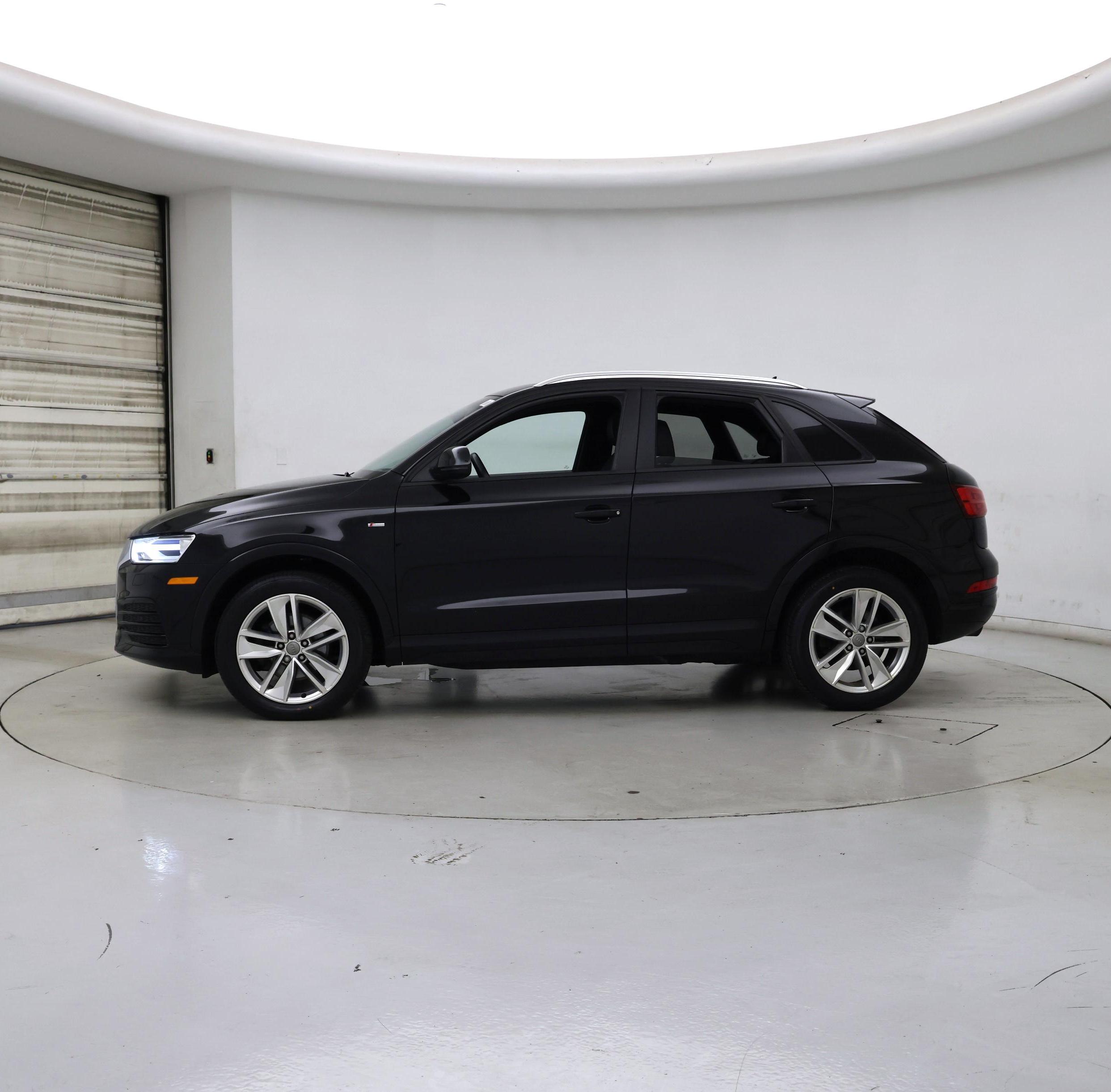 Thumbnail: 2018 Audi Q3 - 3