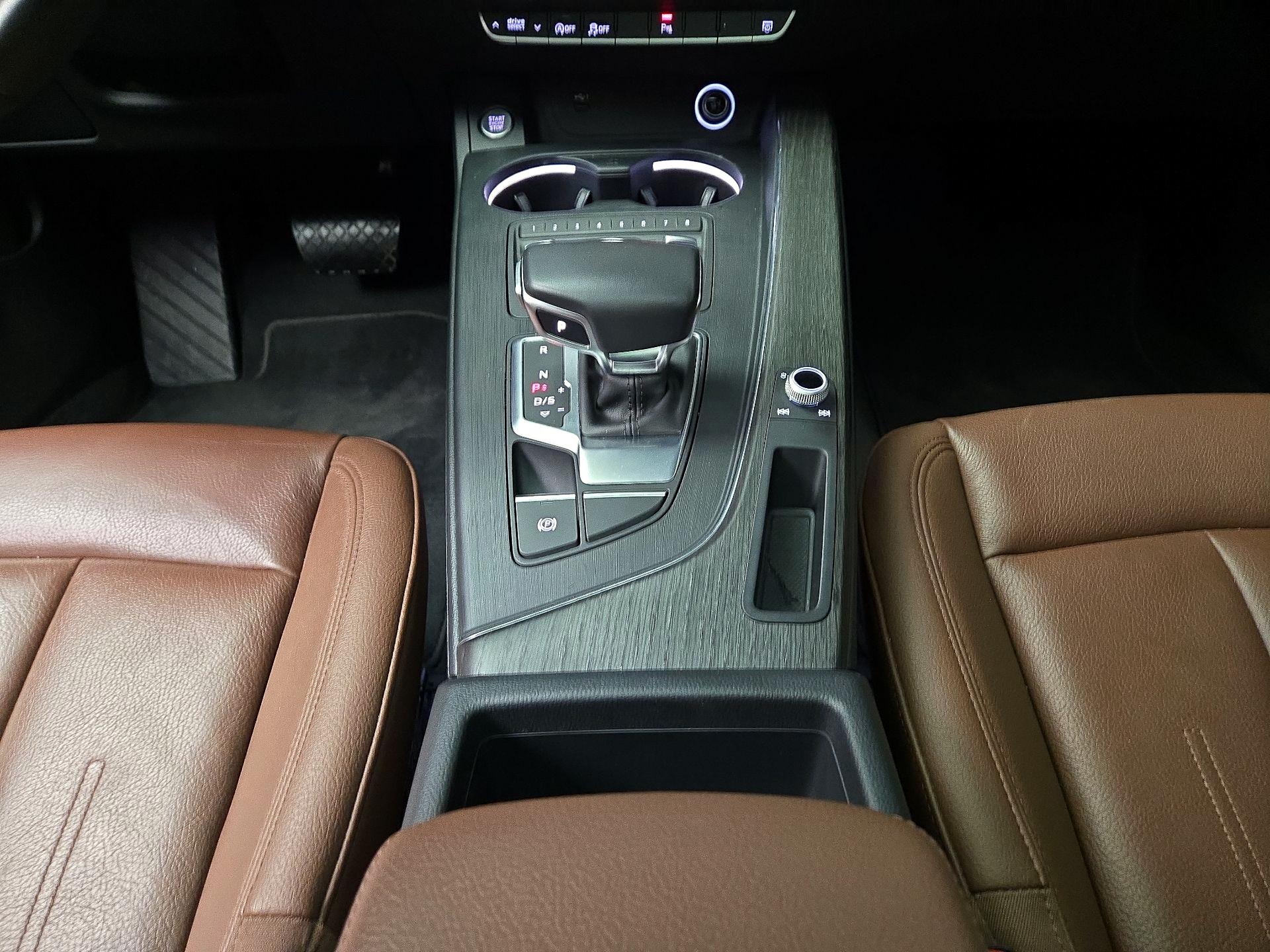 Thumbnail: 2019 Audi A4 - 17