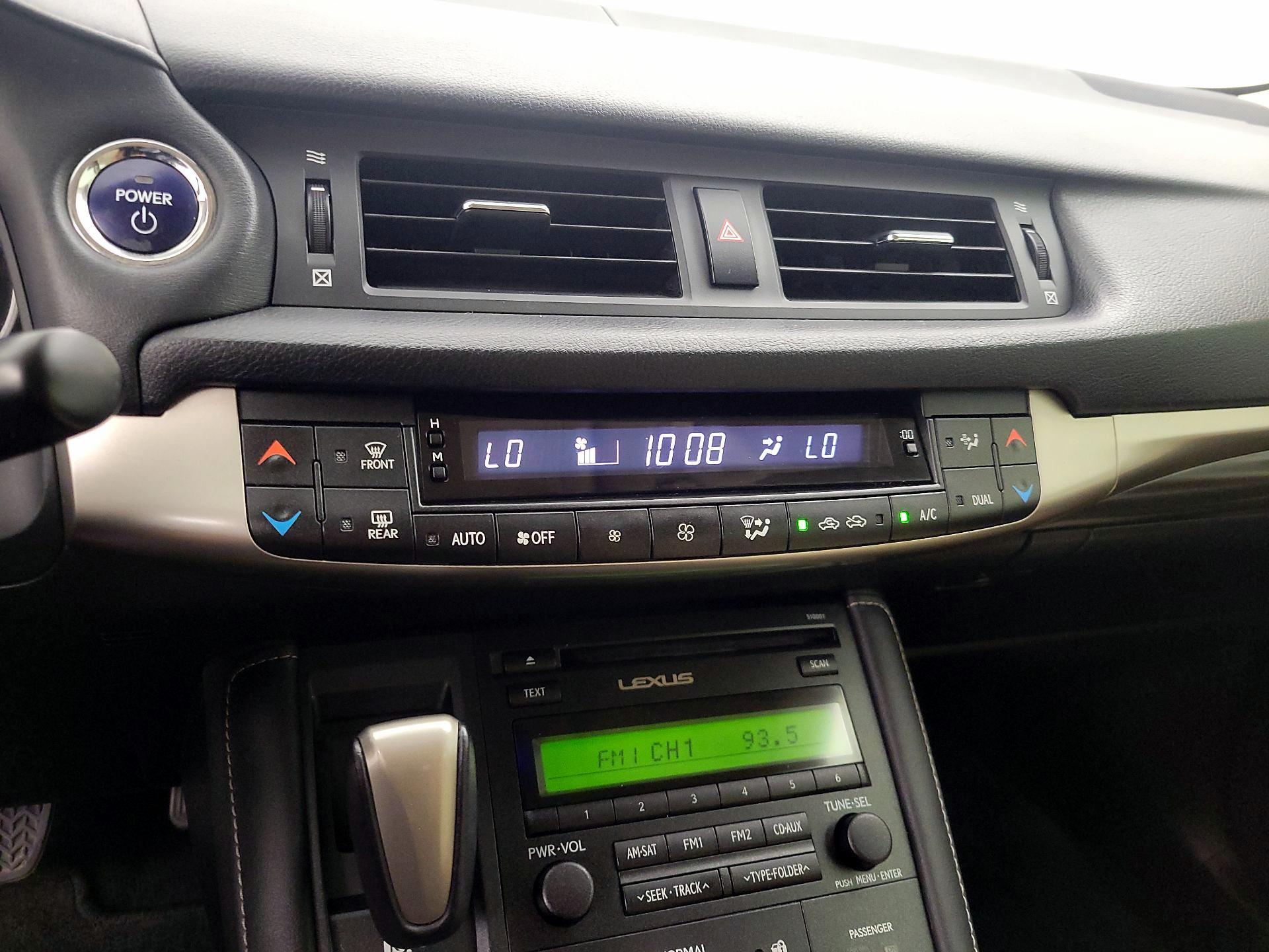 Thumbnail: 2014 Lexus CT - 15