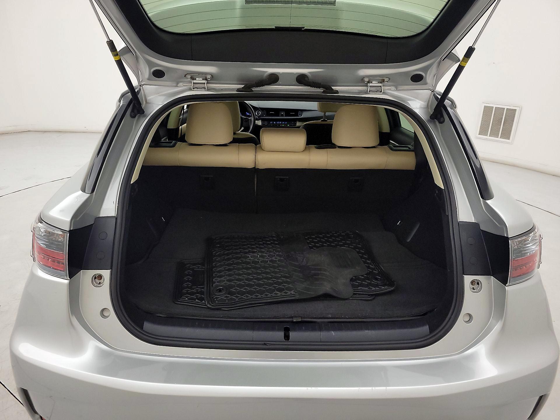 Thumbnail: 2014 Lexus CT - 20