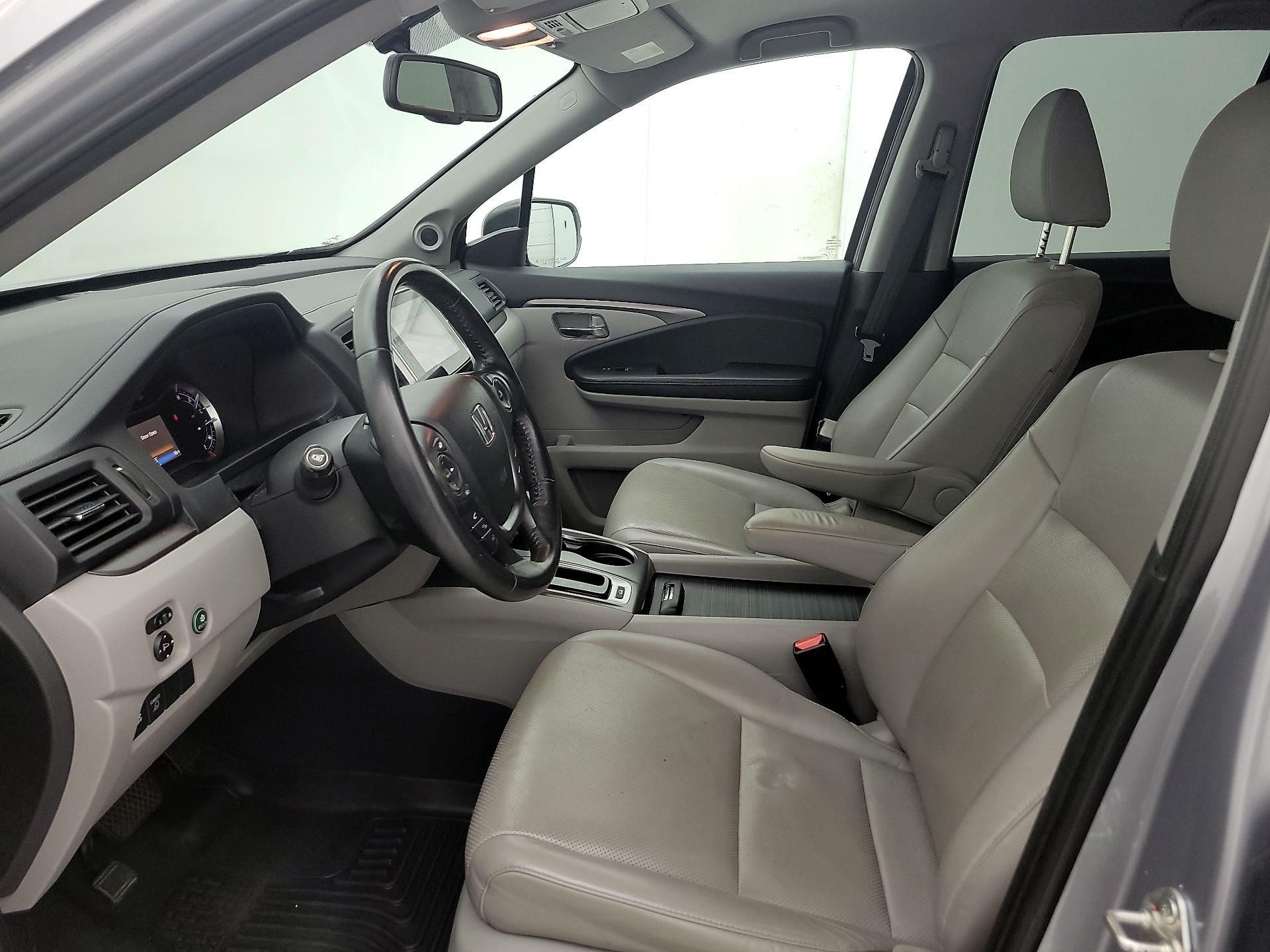 Thumbnail: 2018 Honda Ridgeline - 11