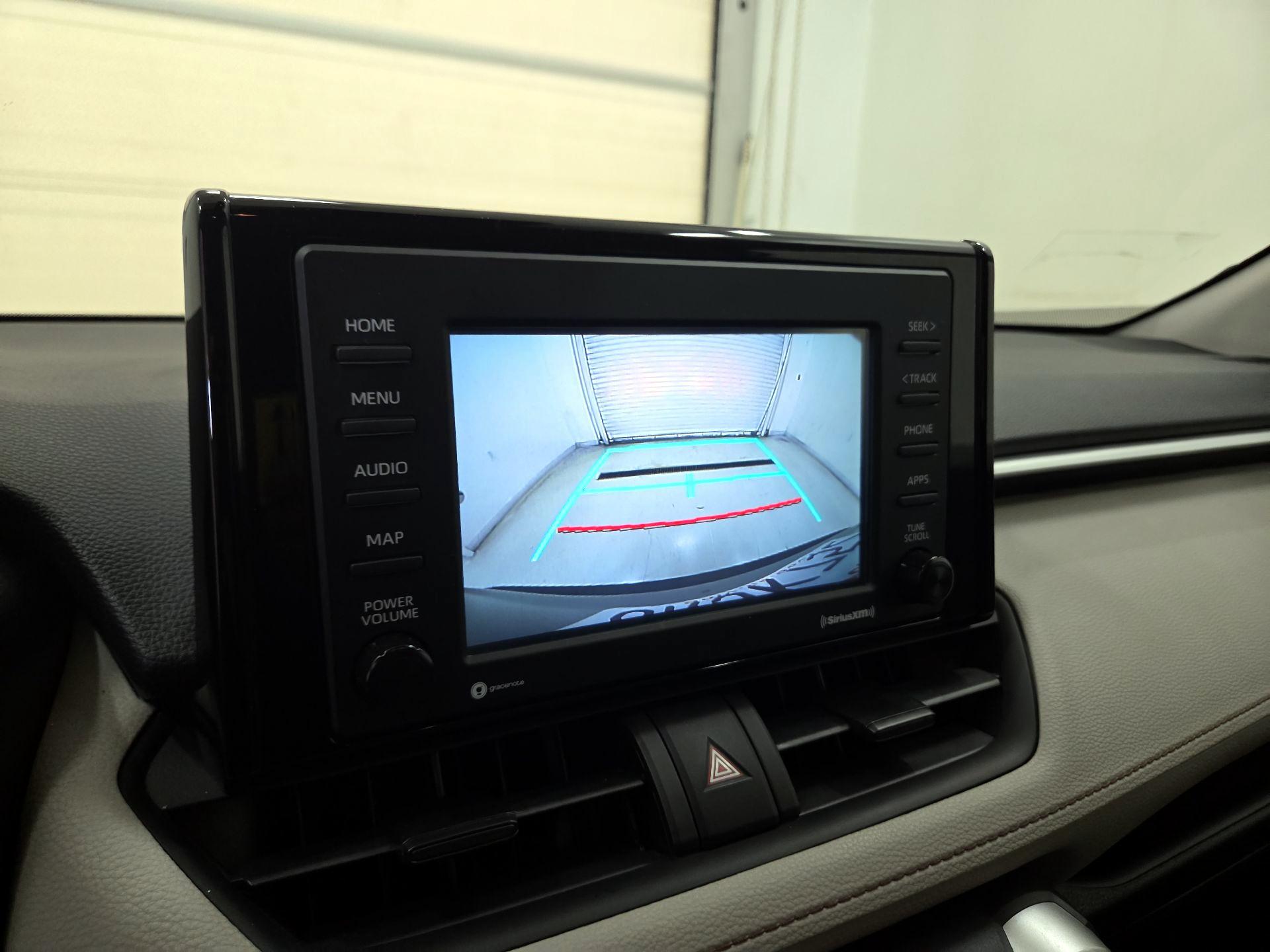Thumbnail: 2020 Toyota RAV4 - 14