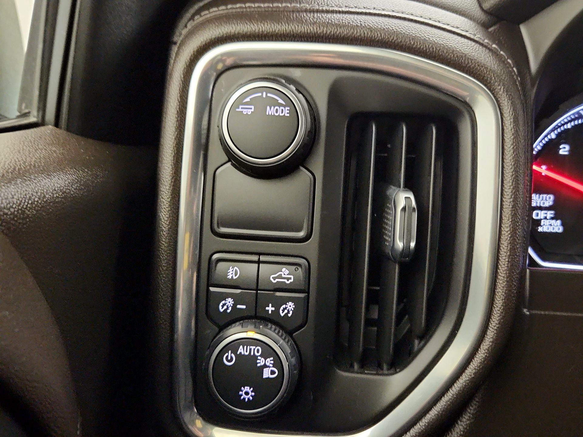 Thumbnail: 2021 Chevrolet Silverado 1500 - 13