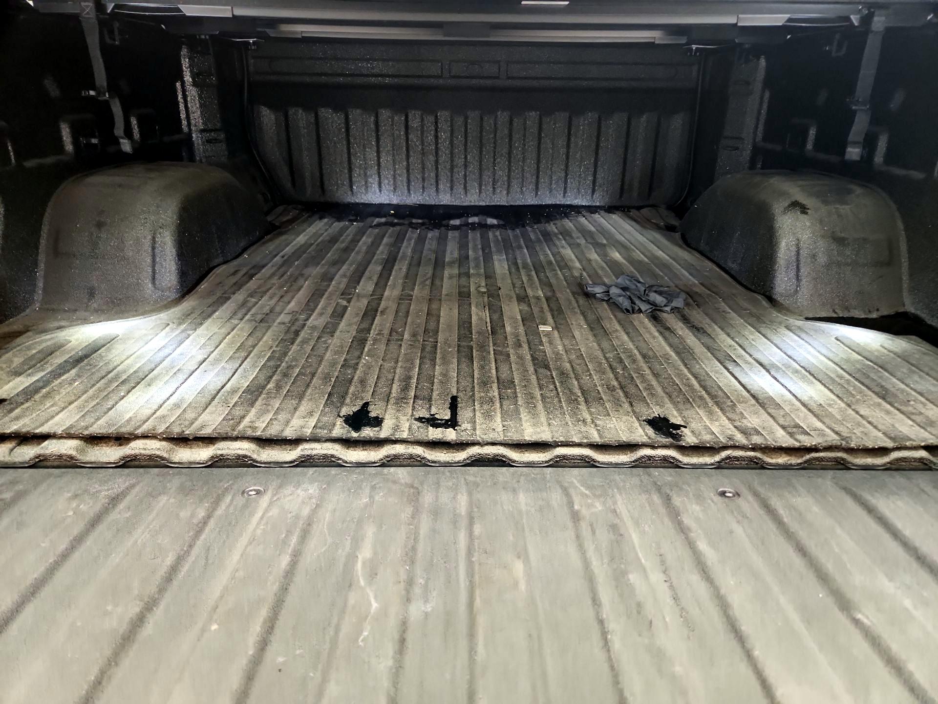Thumbnail: 2021 Chevrolet Silverado 1500 - 20