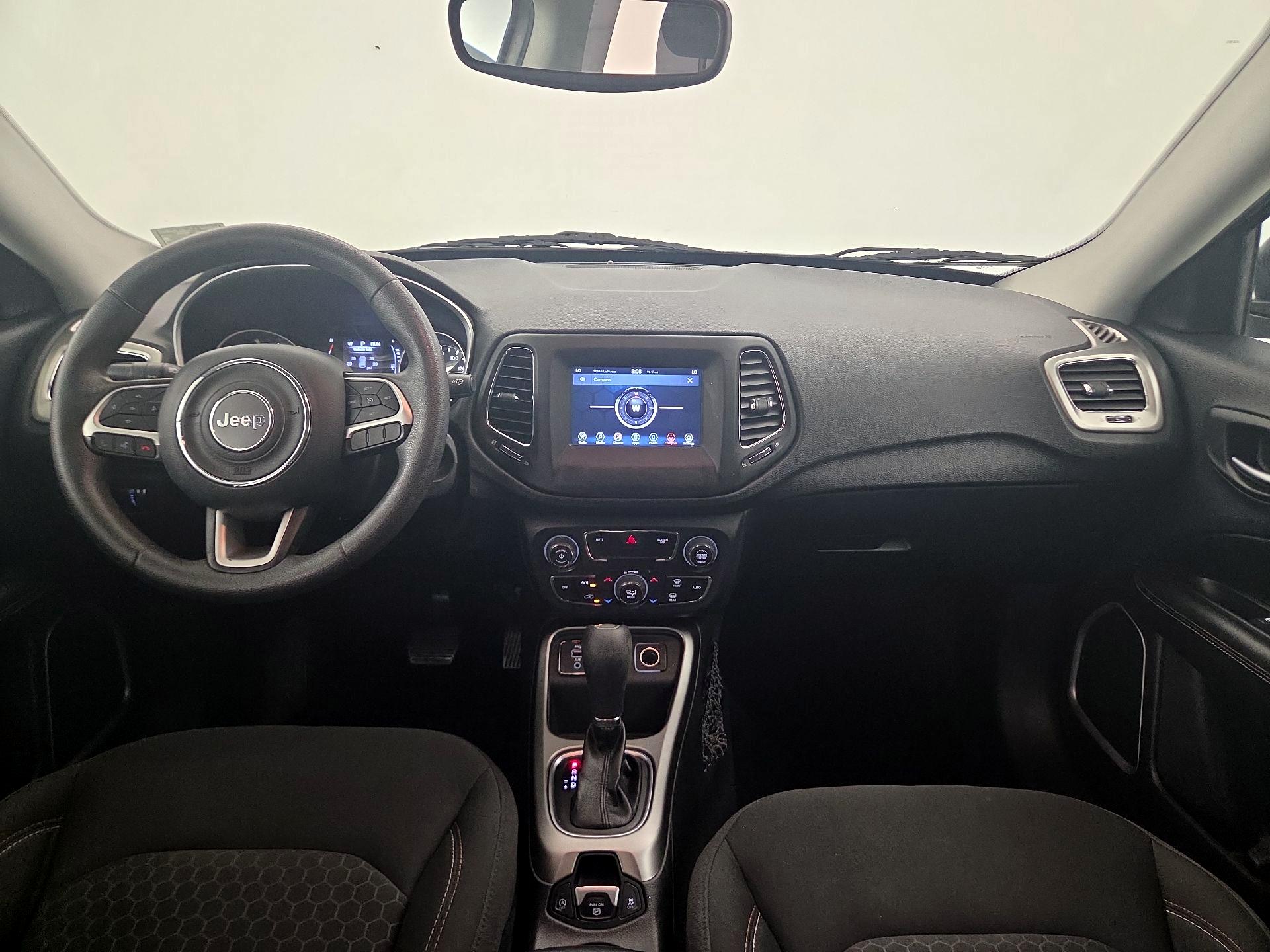 Thumbnail: 2019 Jeep Compass - 9