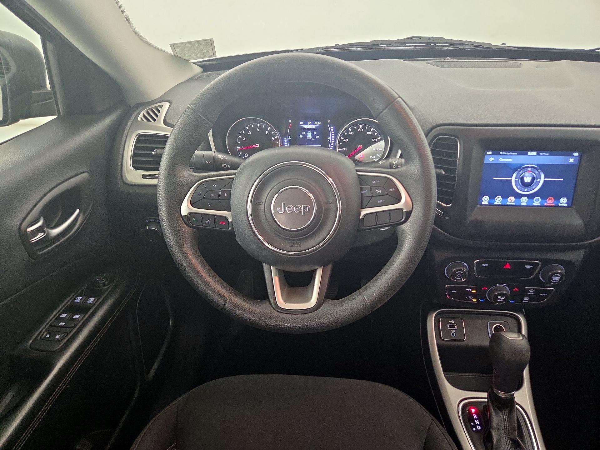 Thumbnail: 2019 Jeep Compass - 10