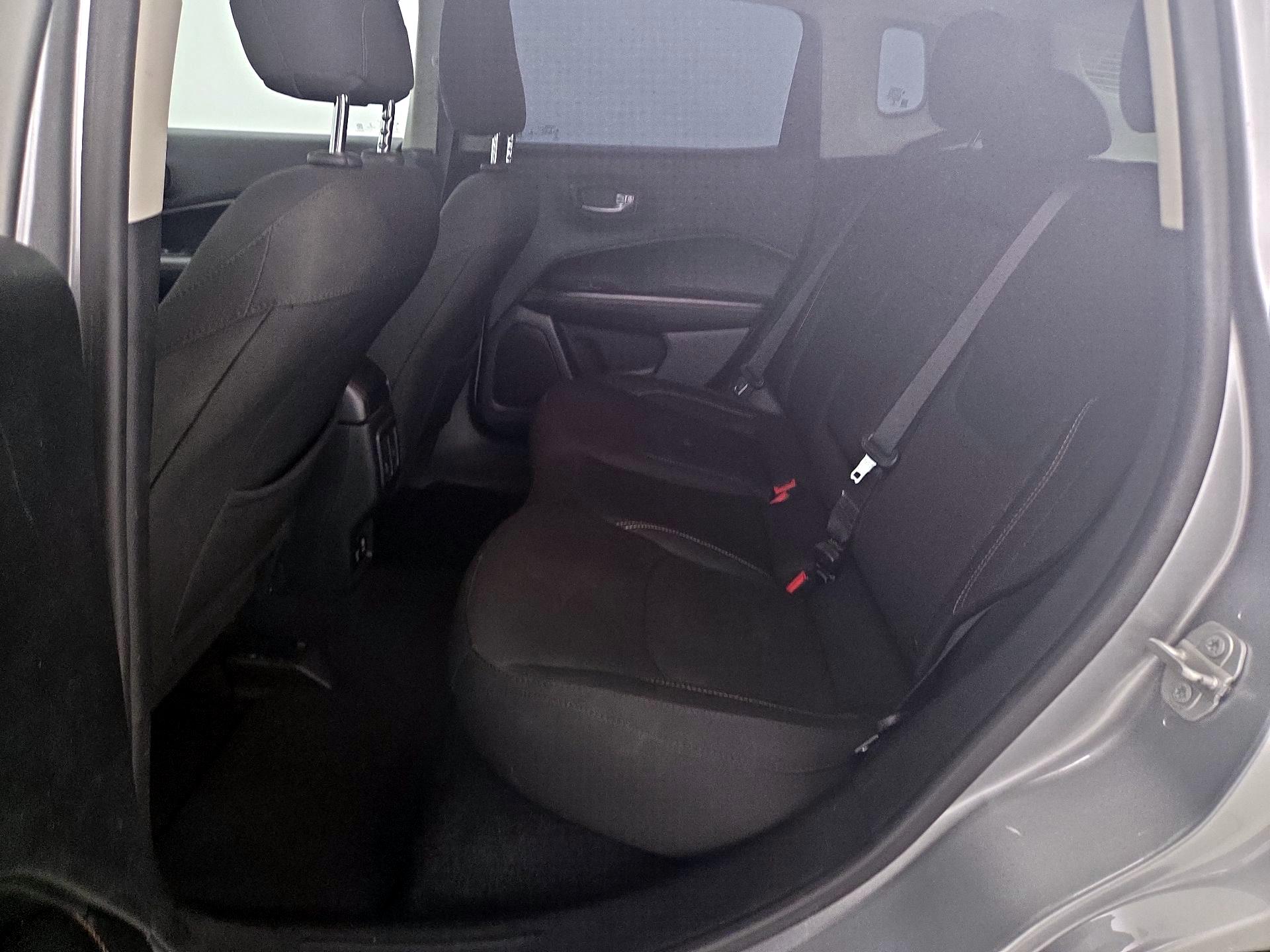 Thumbnail: 2019 Jeep Compass - 19