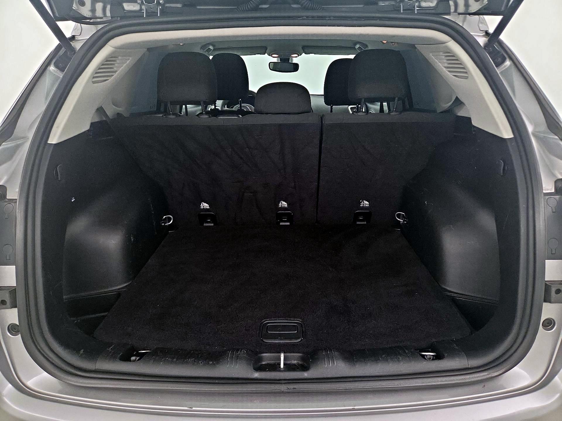 Thumbnail: 2019 Jeep Compass - 20